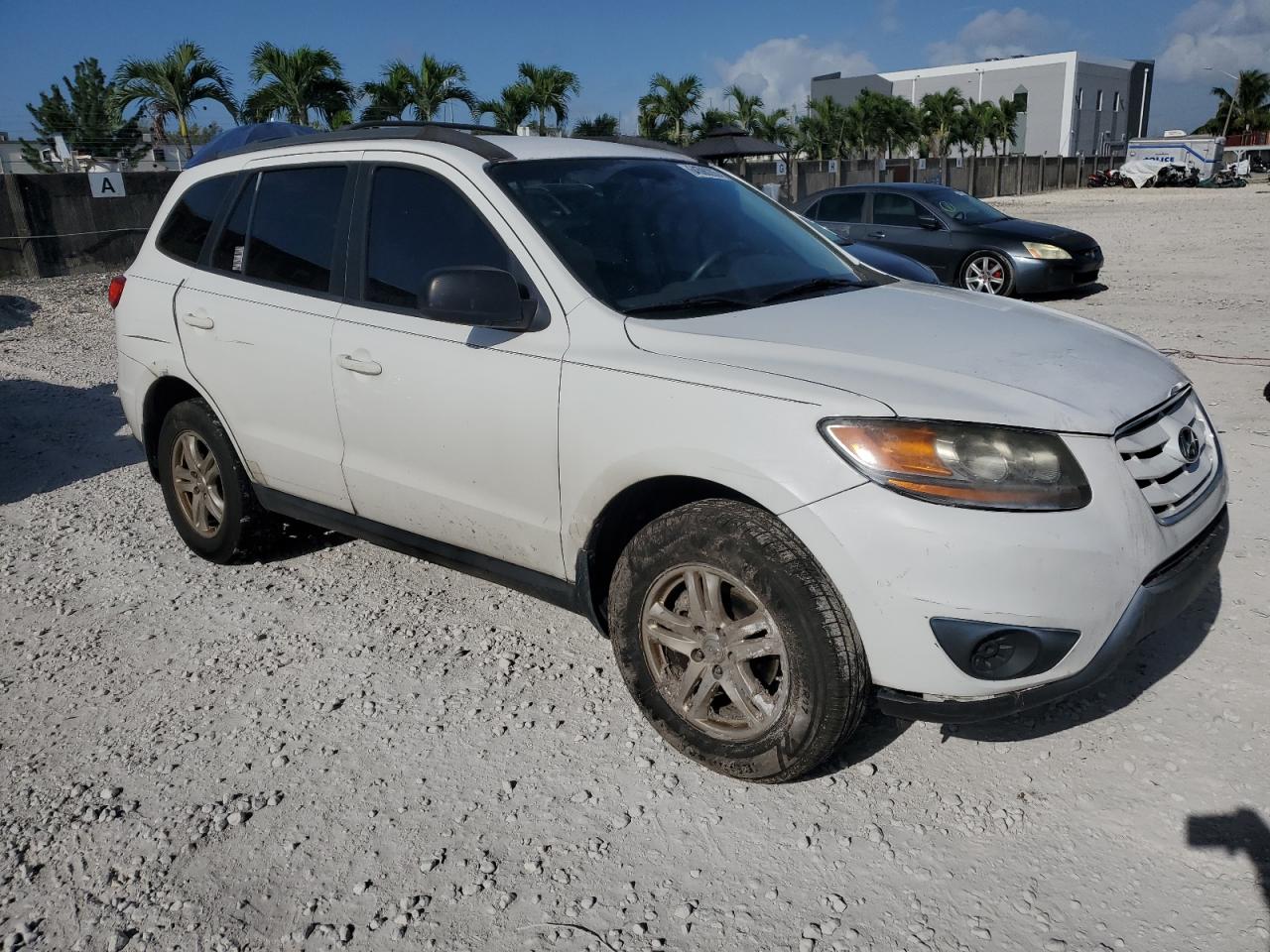 2010 Hyundai Santa Fe Gls White vin: 5NMSG3AB3AH385335