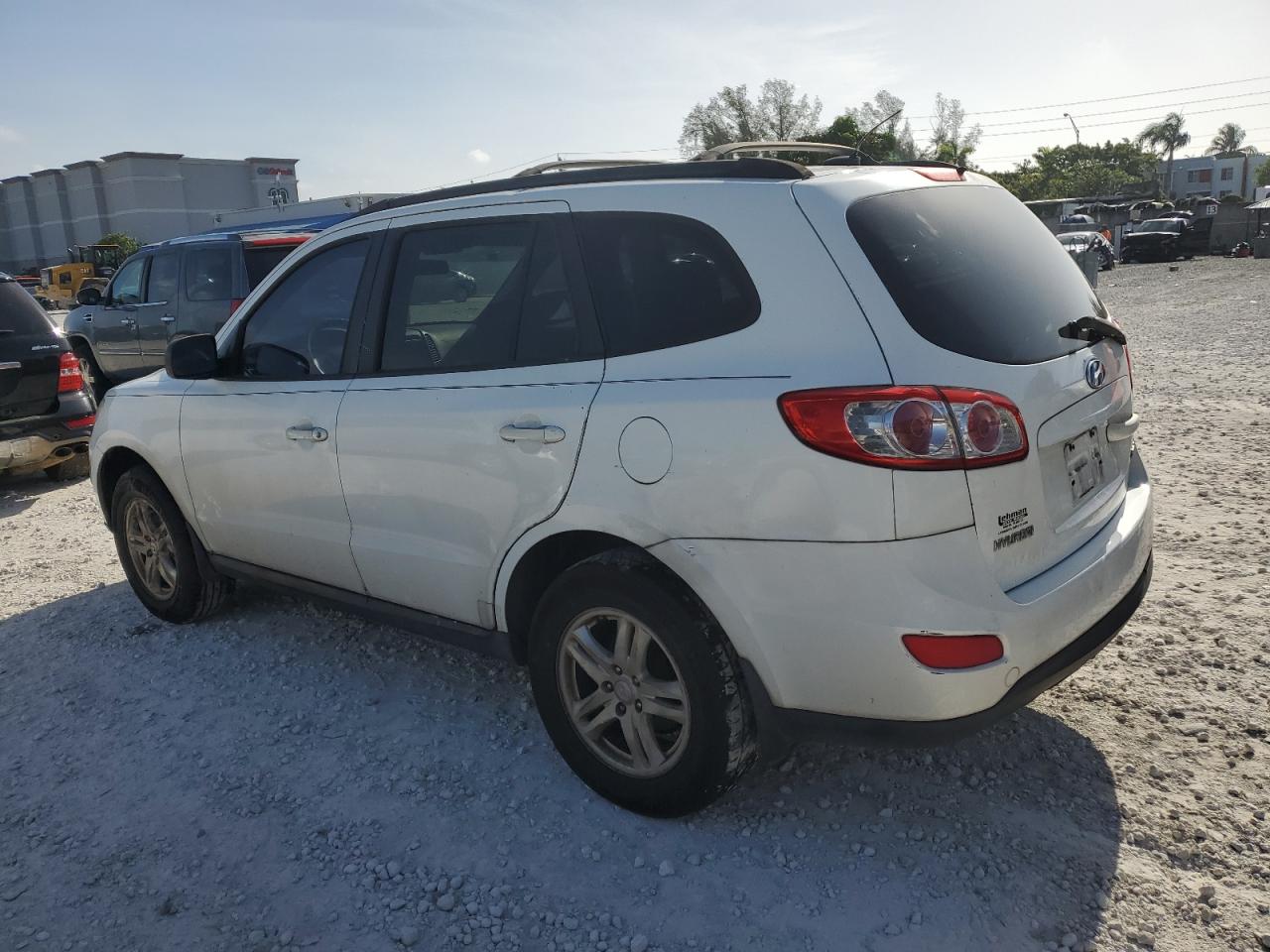 2010 Hyundai Santa Fe Gls White vin: 5NMSG3AB3AH385335