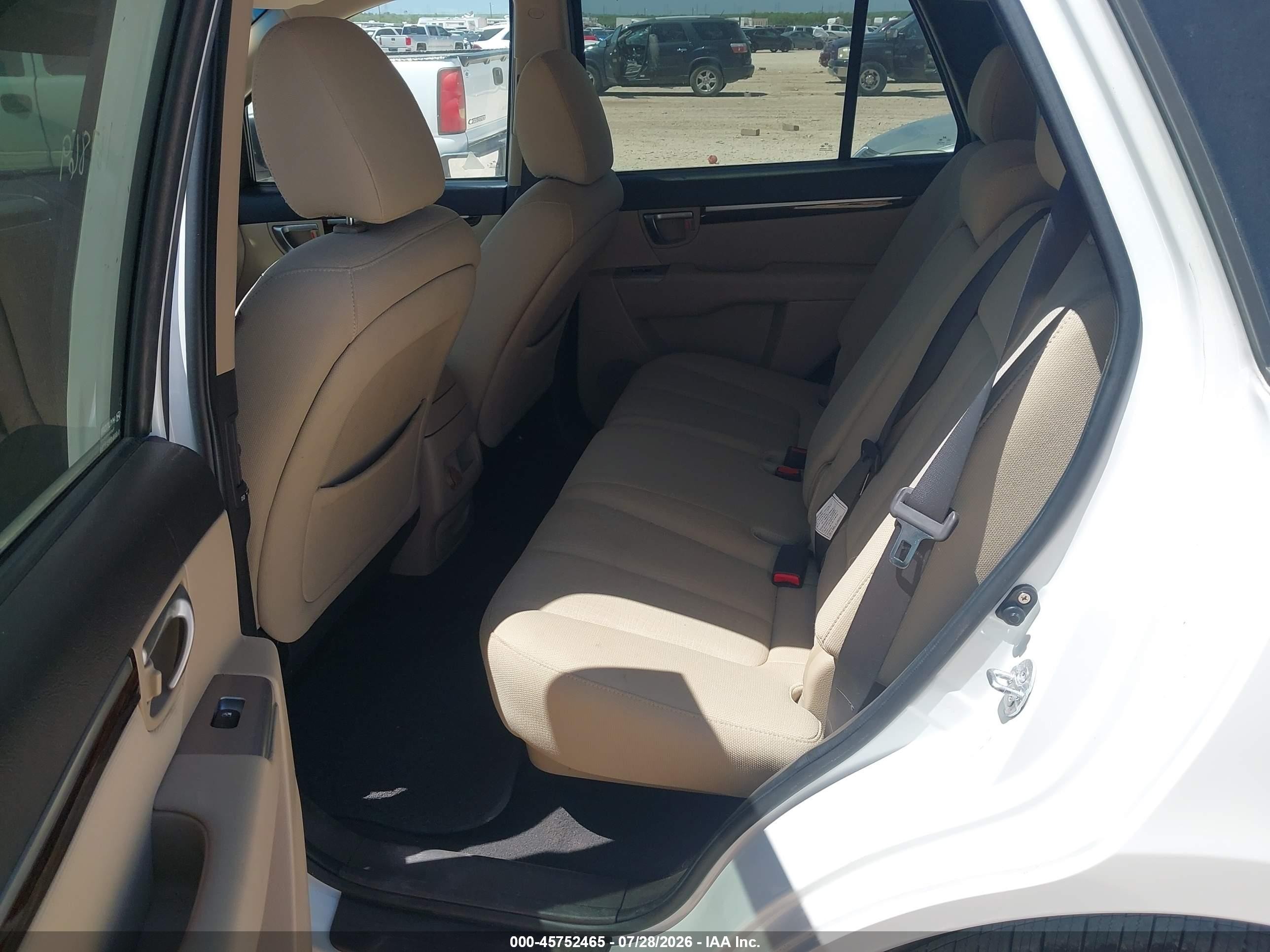 2010 Hyundai Santa Fe Gls White vin: 5NMSG3AB3AH390776