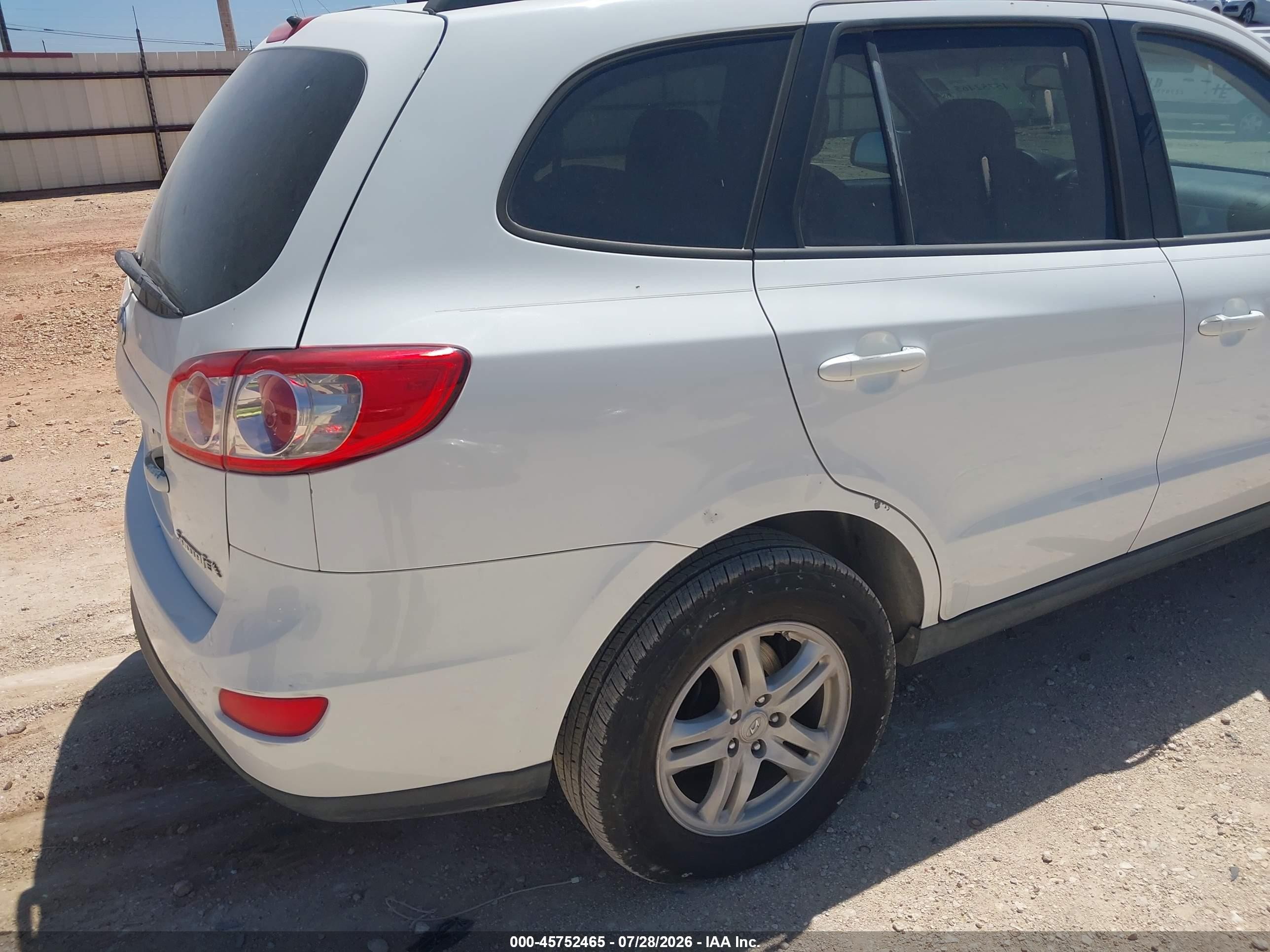 2010 Hyundai Santa Fe Gls White vin: 5NMSG3AB3AH390776