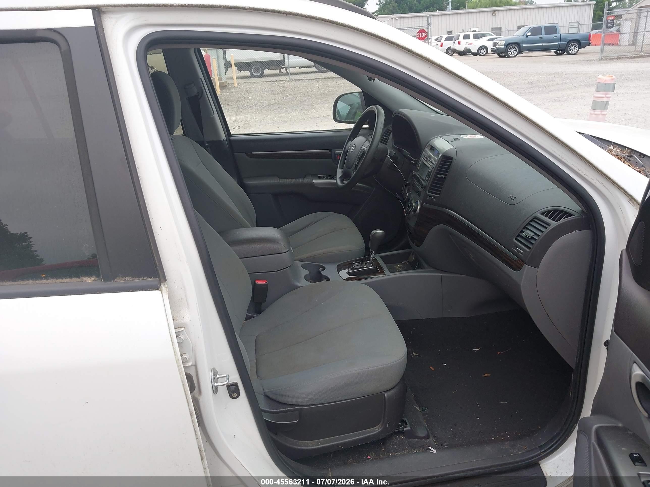 2010 Hyundai Santa Fe Gls White vin: 5NMSG3AB4AH335446