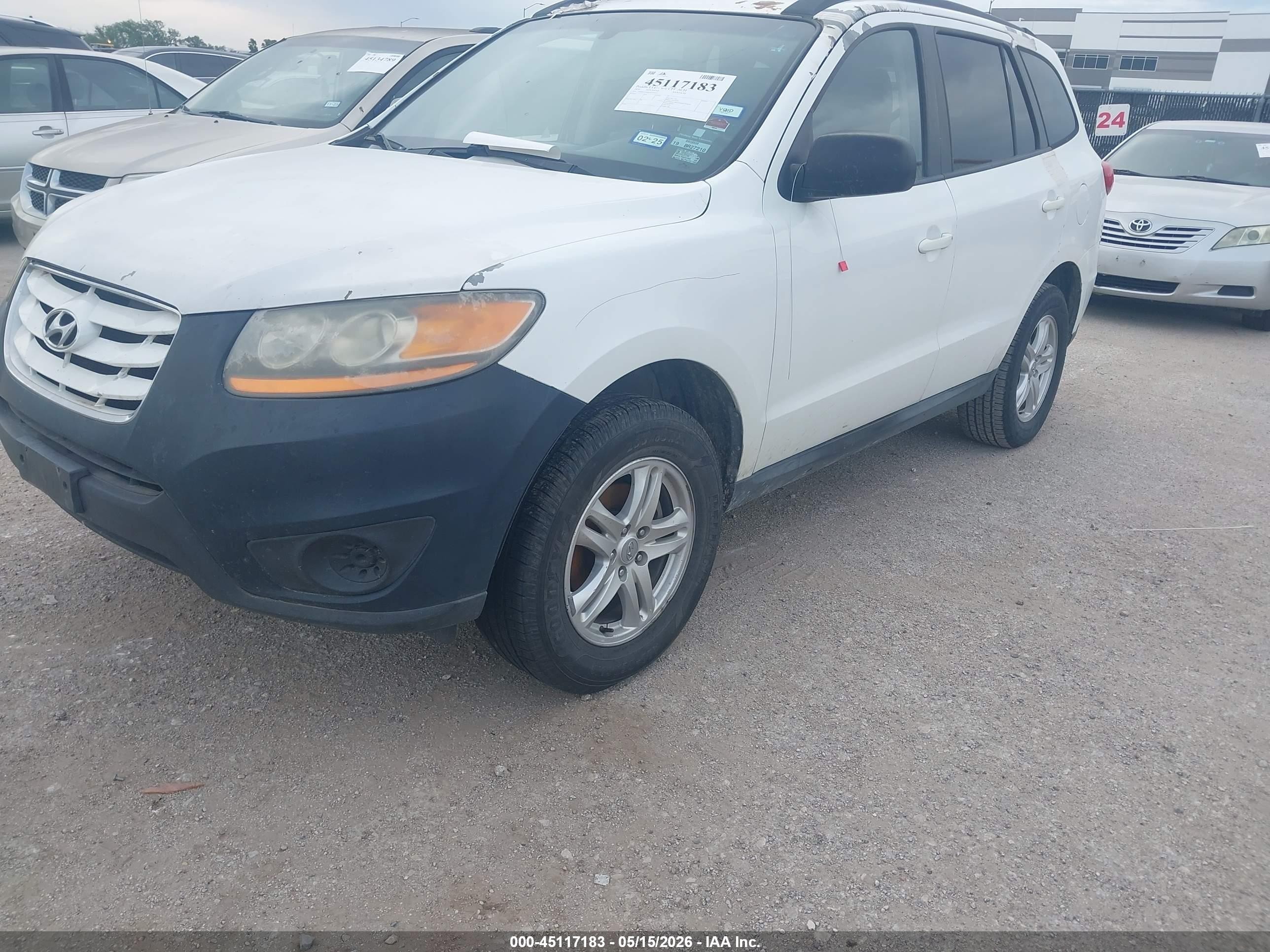 2010 Hyundai Santa Fe Gls White vin: 5NMSG3AB4AH336032