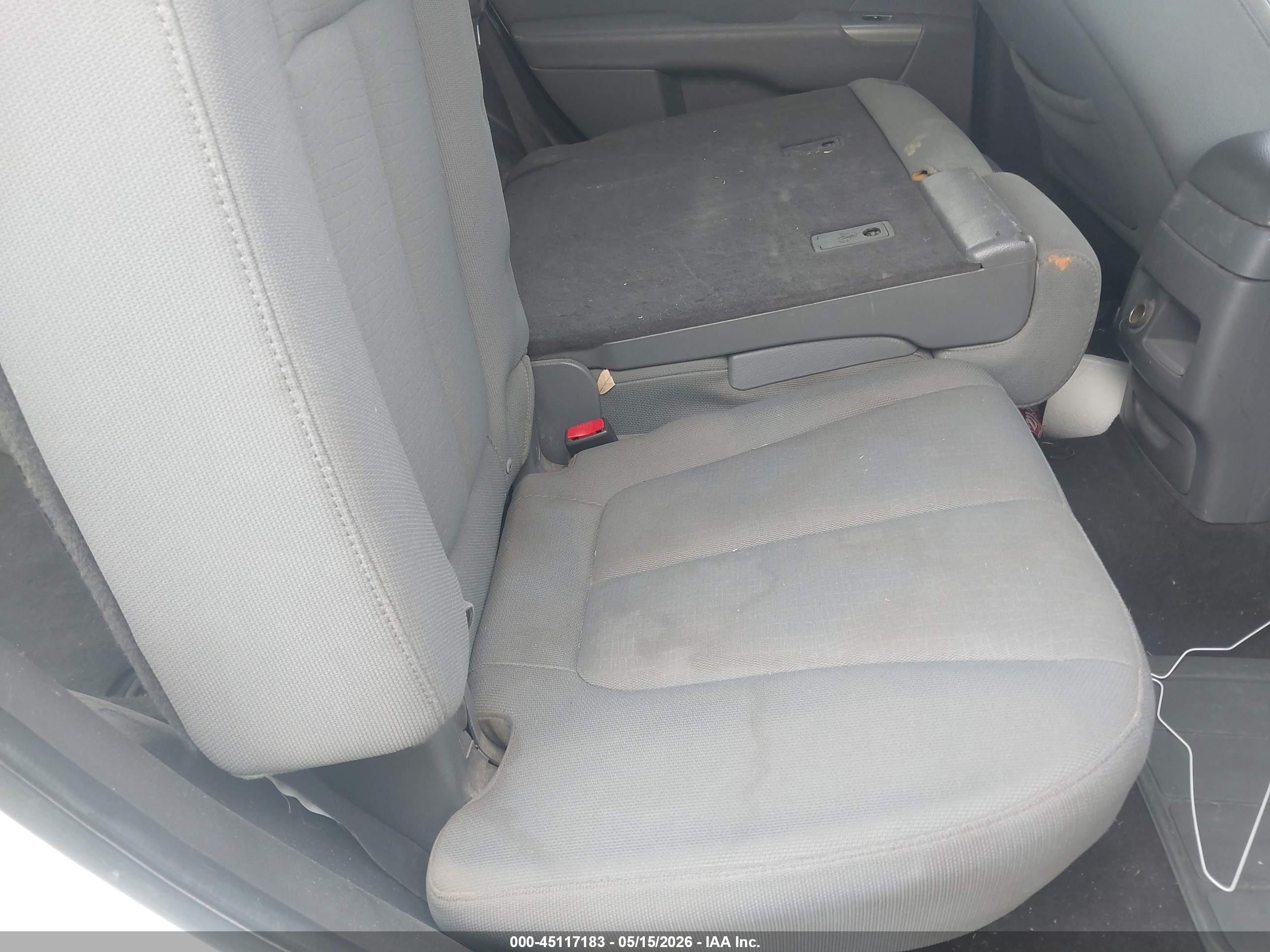 2010 Hyundai Santa Fe Gls White vin: 5NMSG3AB4AH336032