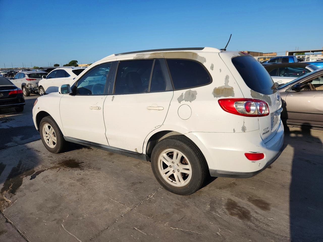 2010 Hyundai Santa Fe Gls White vin: 5NMSG3AB4AH336516