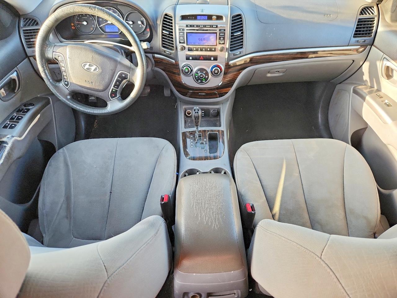 2010 Hyundai Santa Fe Gls White vin: 5NMSG3AB4AH336516
