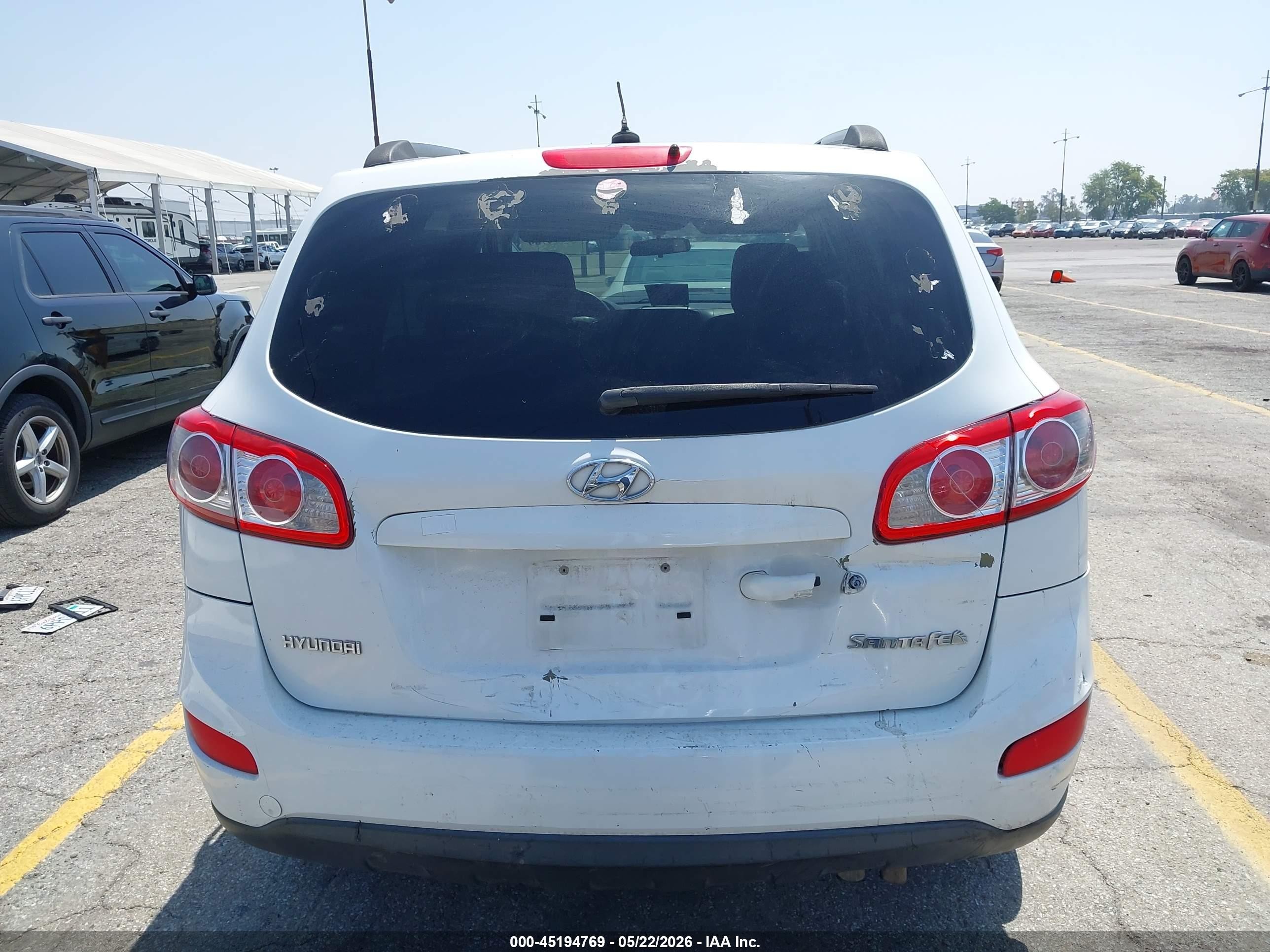 2010 Hyundai Santa Fe Gls White vin: 5NMSG3AB4AH377907