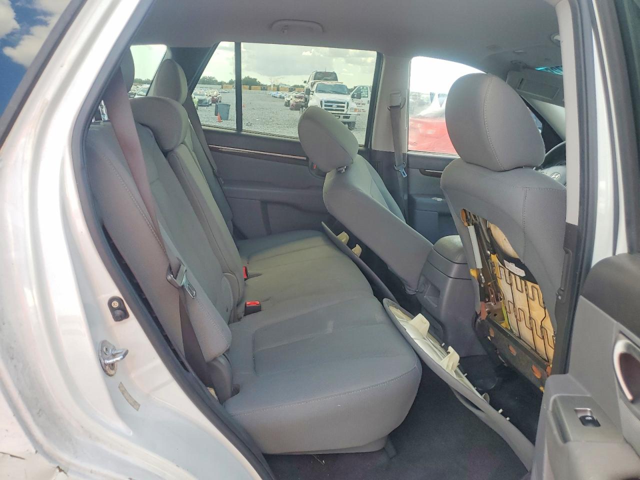 2010 Hyundai Santa Fe Gls White vin: 5NMSG3AB4AH385490