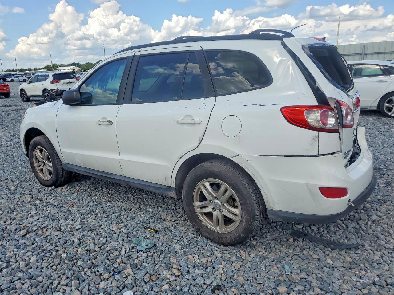 2010 Hyundai Santa Fe Gls White vin: 5NMSG3AB4AH385490