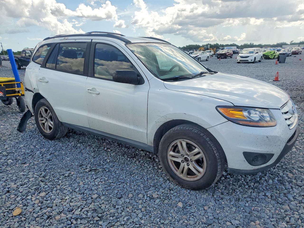 2010 Hyundai Santa Fe Gls White vin: 5NMSG3AB4AH385490