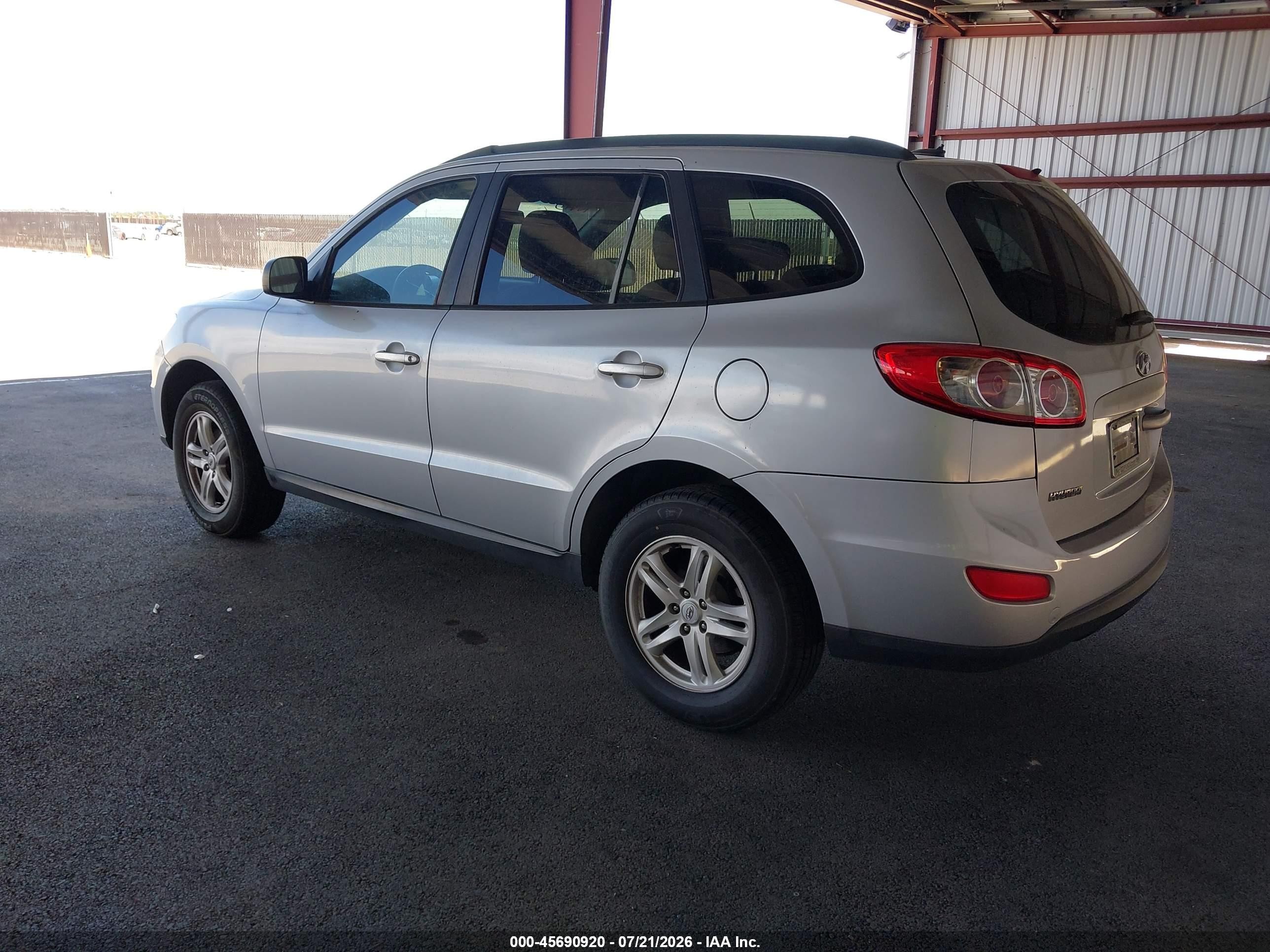2010 Hyundai Santa Fe Gls Серебряный vin: 5NMSG3AB5AH335018