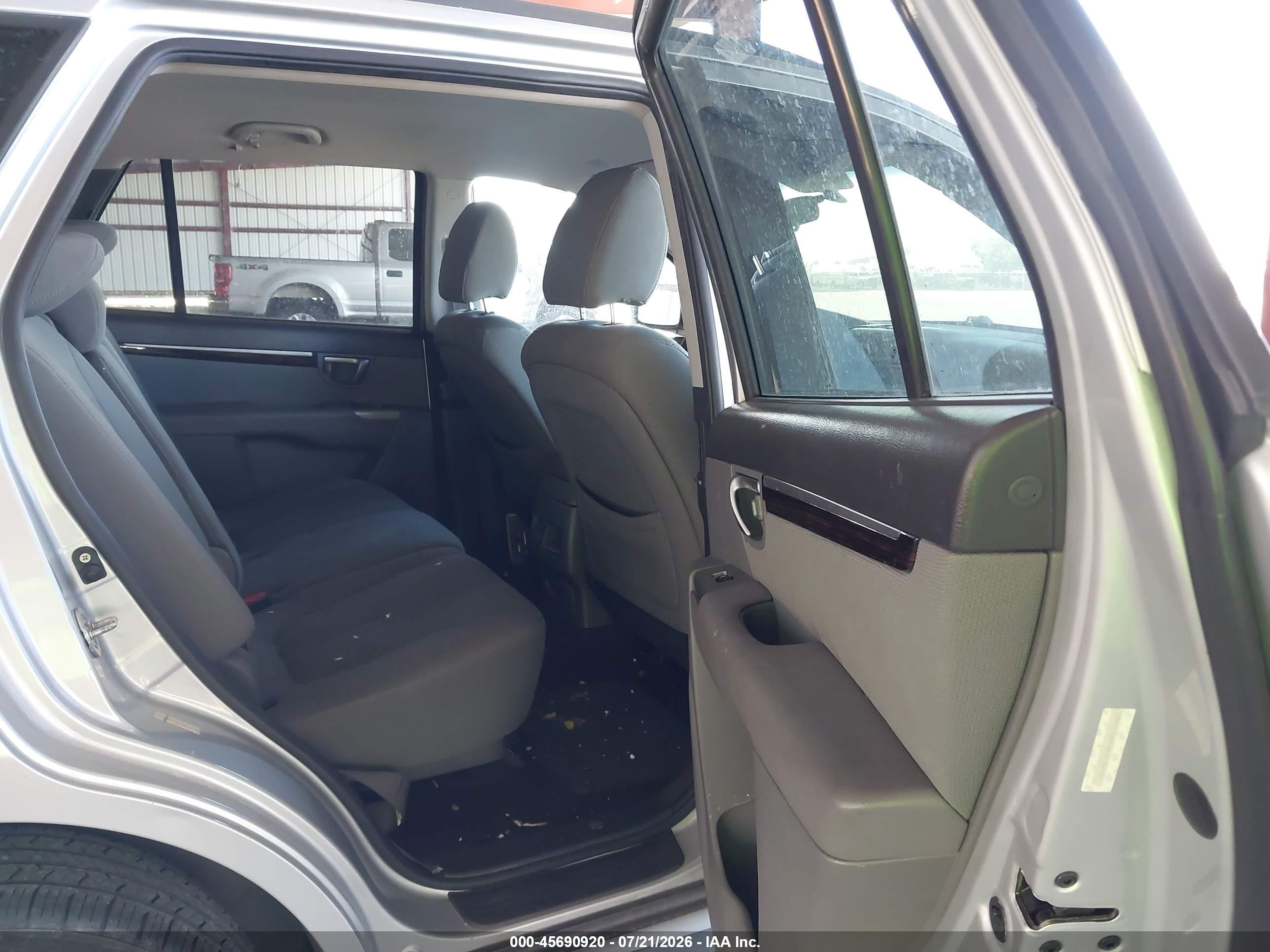 2010 Hyundai Santa Fe Gls Серебряный vin: 5NMSG3AB5AH335018