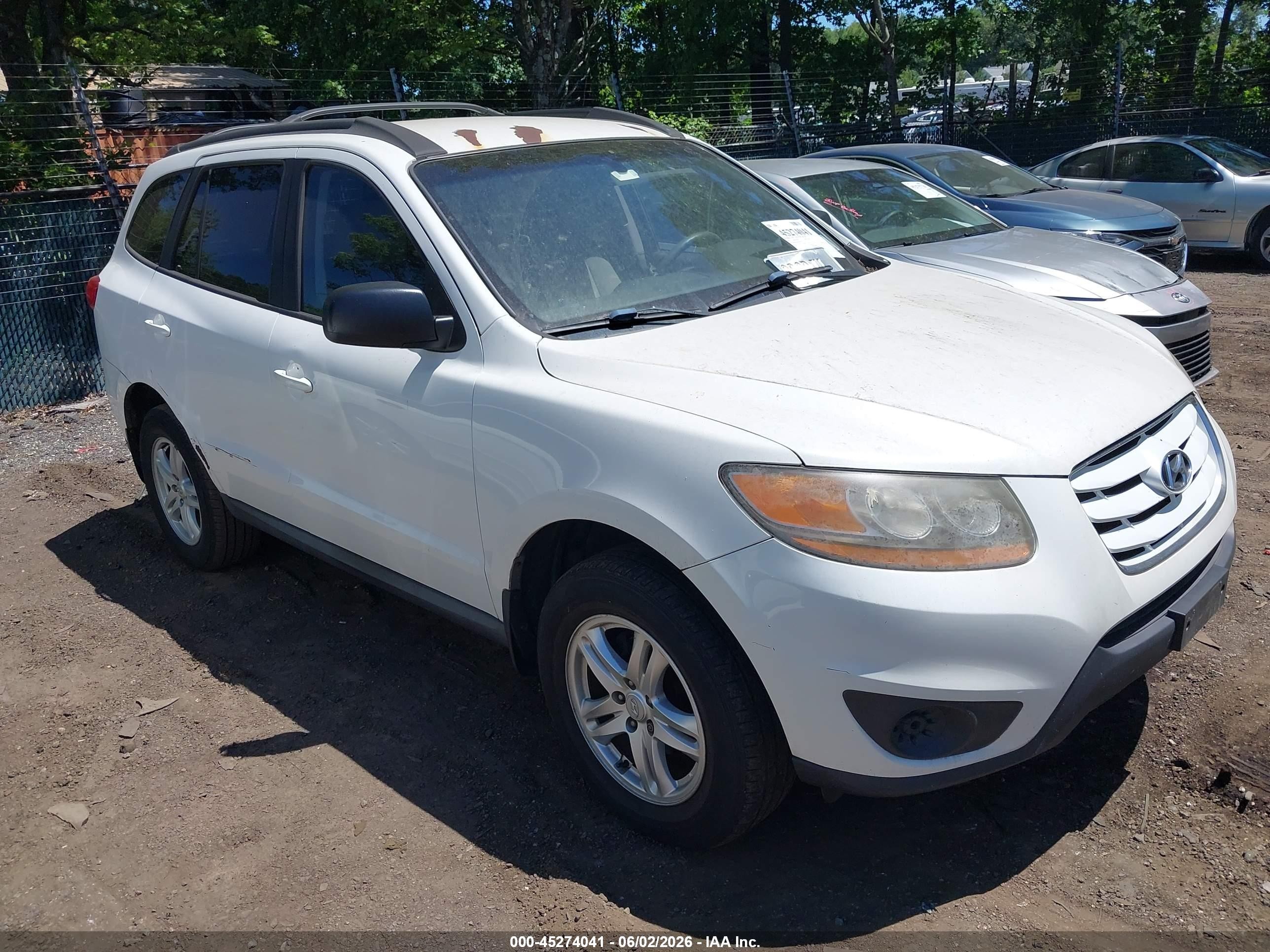 2010 Hyundai Santa Fe Gls White vin: 5NMSG3AB5AH391430