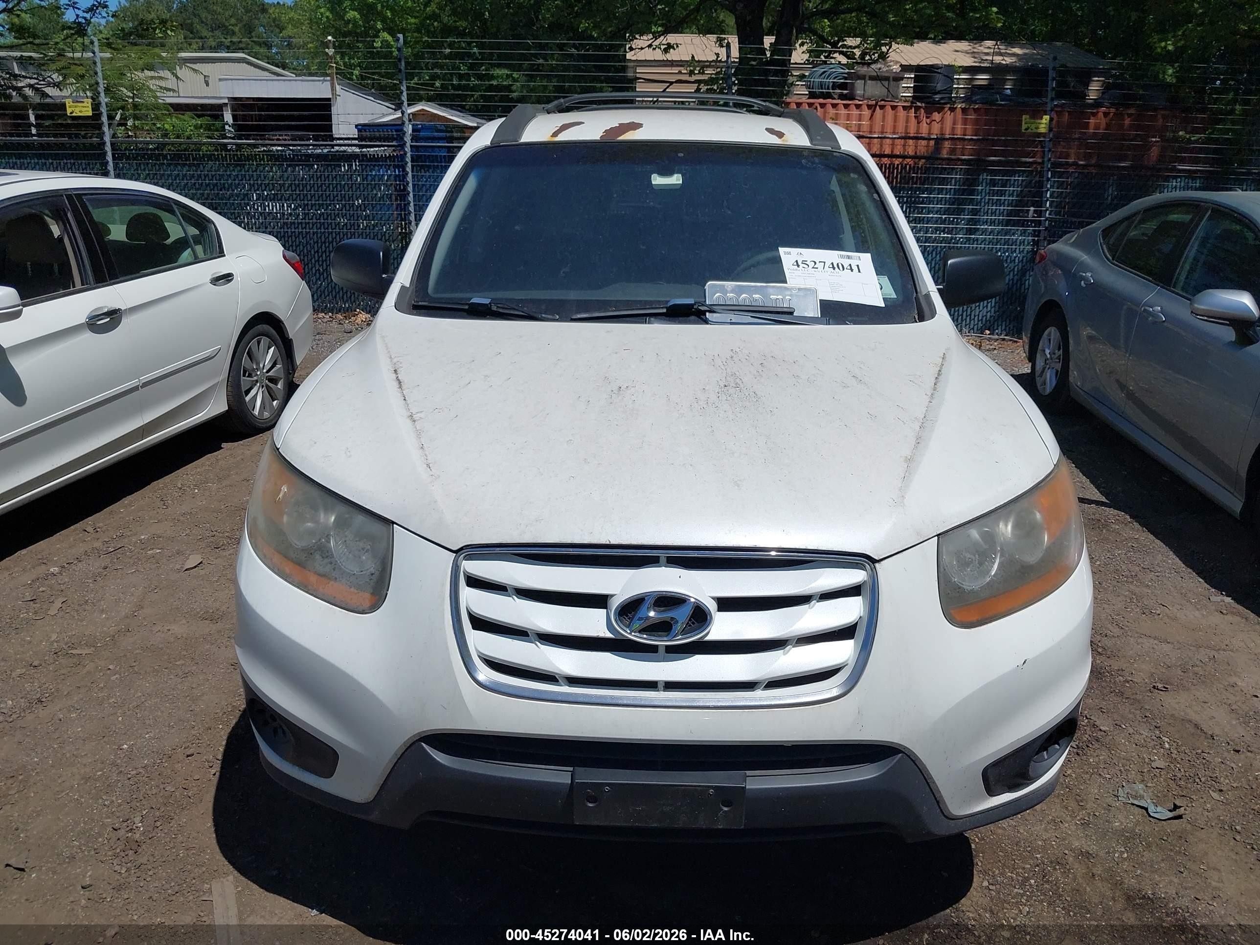 2010 Hyundai Santa Fe Gls White vin: 5NMSG3AB5AH391430