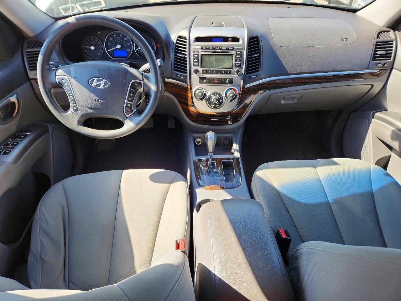 2010 Hyundai Santa Fe Gls Silver vin: 5NMSG3AB6AH414438