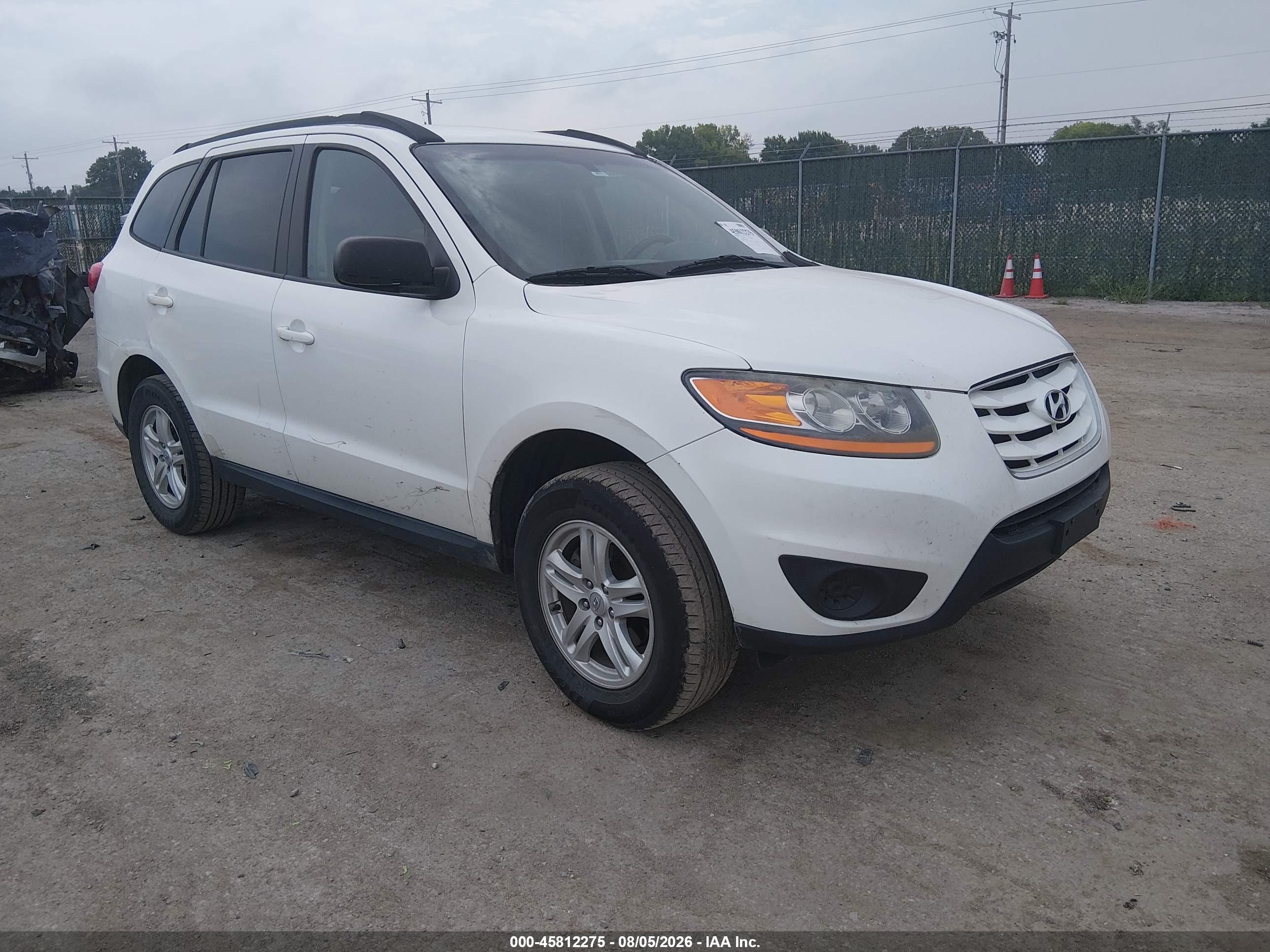 2010 Hyundai Santa Fe Gls White vin: 5NMSG3AB7AH348353