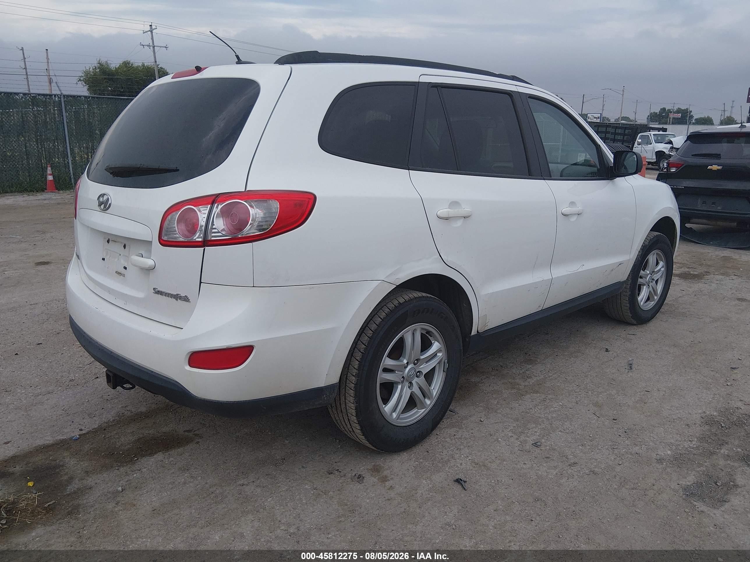2010 Hyundai Santa Fe Gls White vin: 5NMSG3AB7AH348353