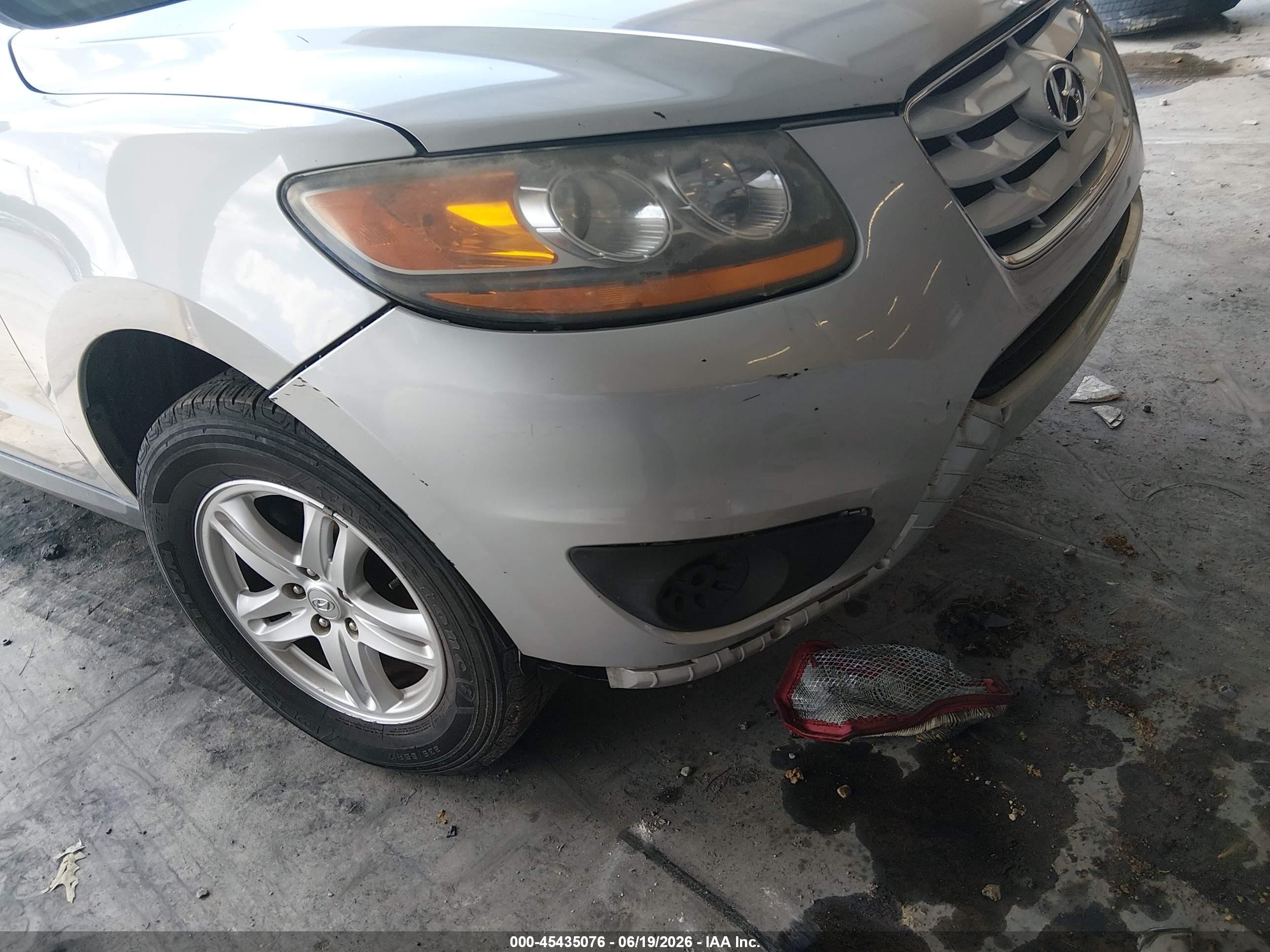 2010 Hyundai Santa Fe Gls Silver vin: 5NMSG3AB7AH351236