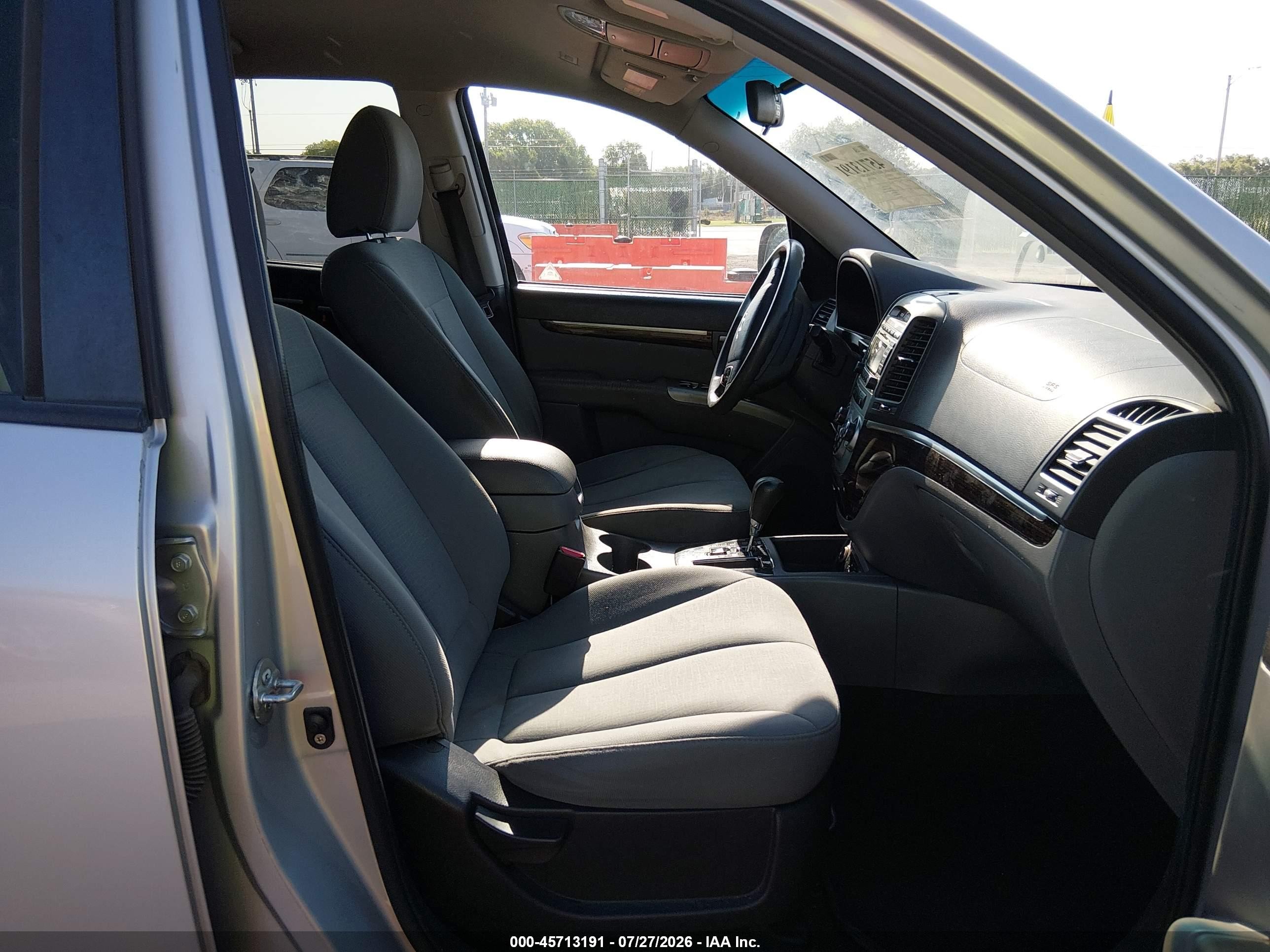2010 Hyundai Santa Fe Gls Silver vin: 5NMSG3AB9AH366580