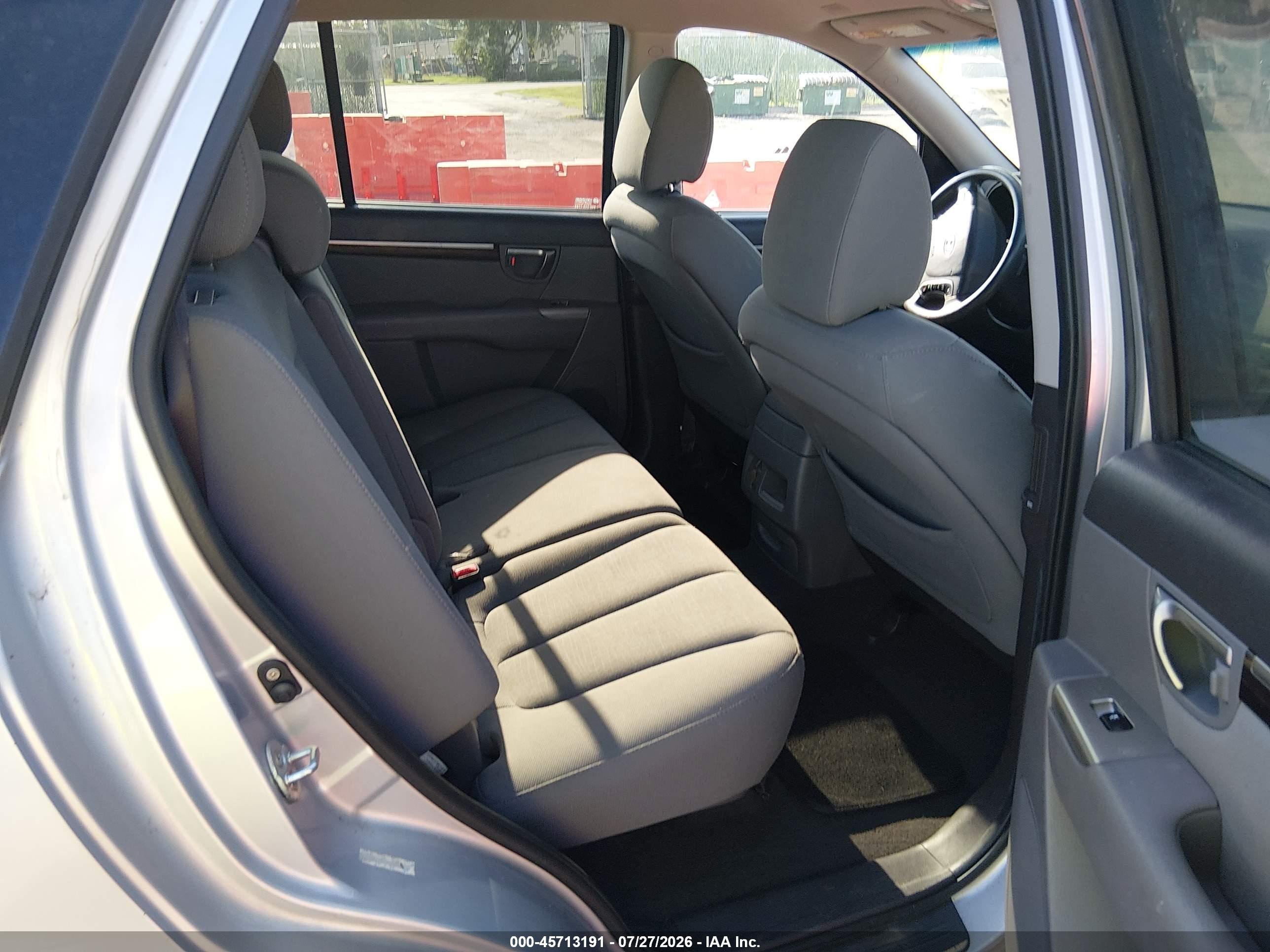 2010 Hyundai Santa Fe Gls Silver vin: 5NMSG3AB9AH366580