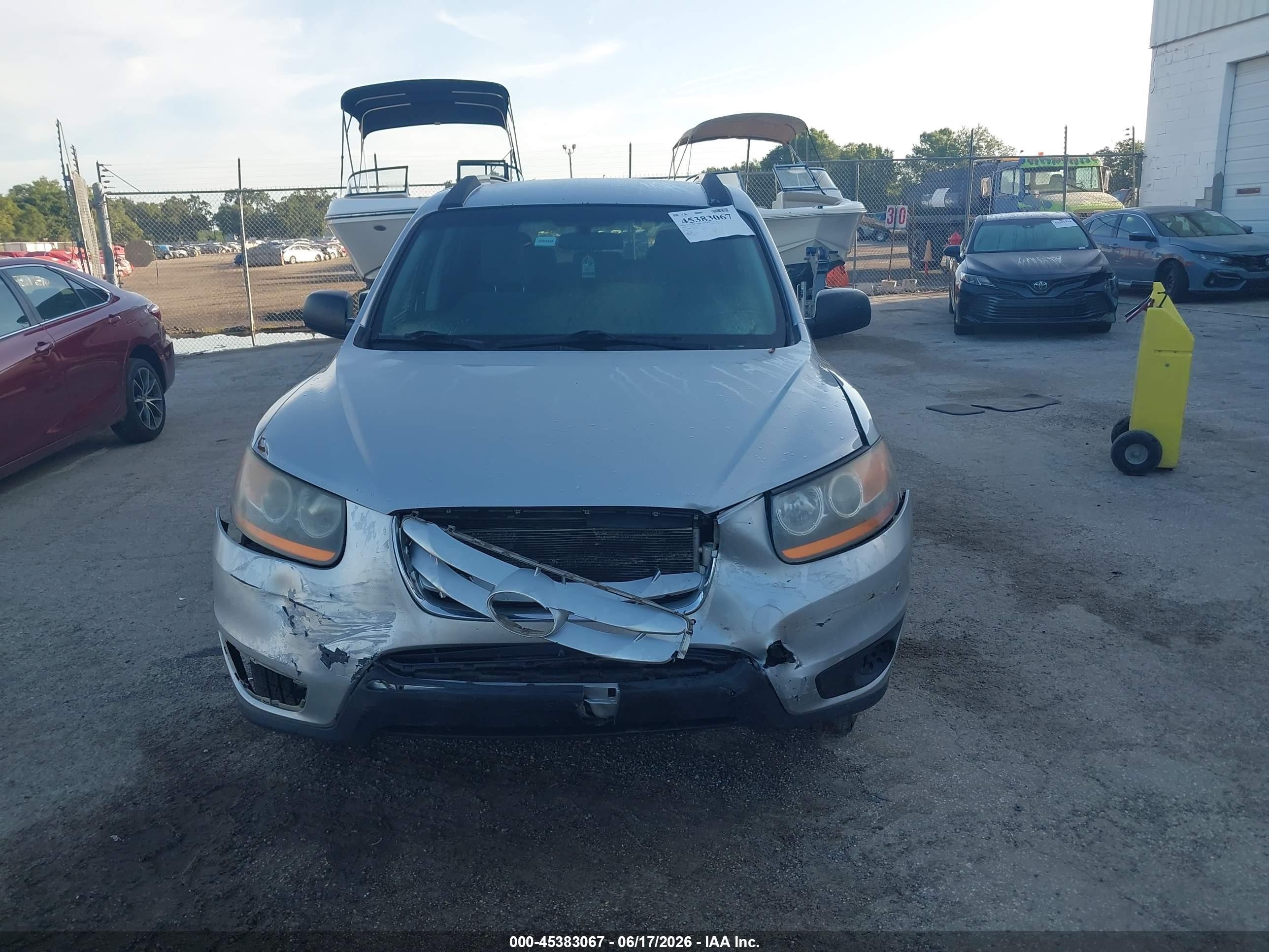 2010 Hyundai Santa Fe Gls Silver vin: 5NMSG3AB9AH368331