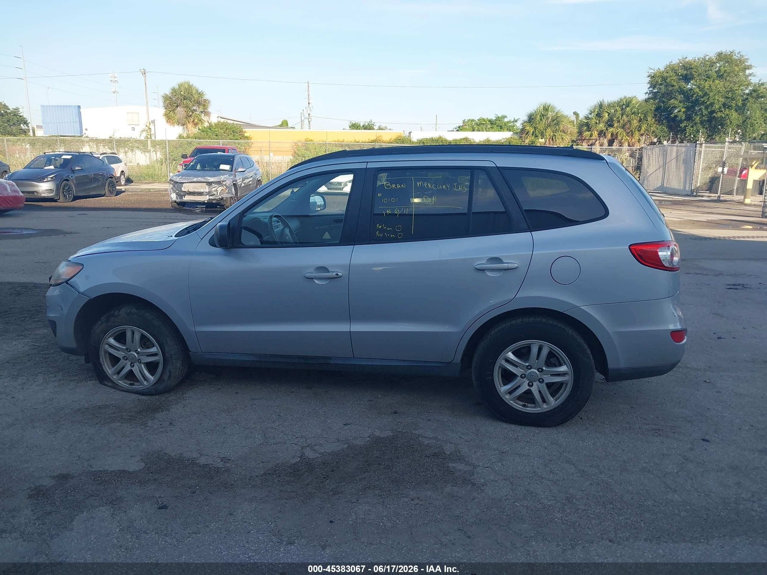2010 Hyundai Santa Fe Gls Silver vin: 5NMSG3AB9AH368331