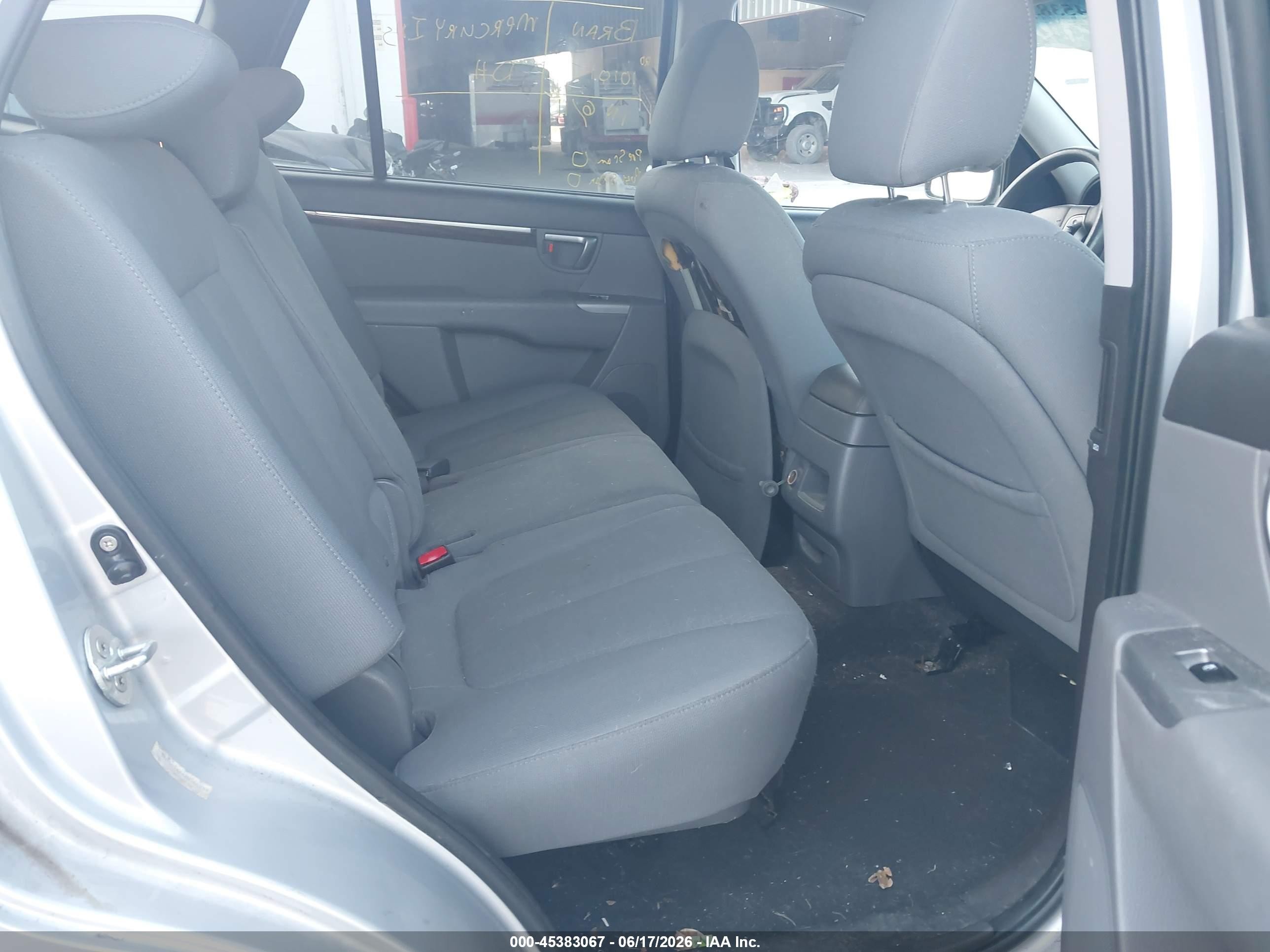 2010 Hyundai Santa Fe Gls Silver vin: 5NMSG3AB9AH368331