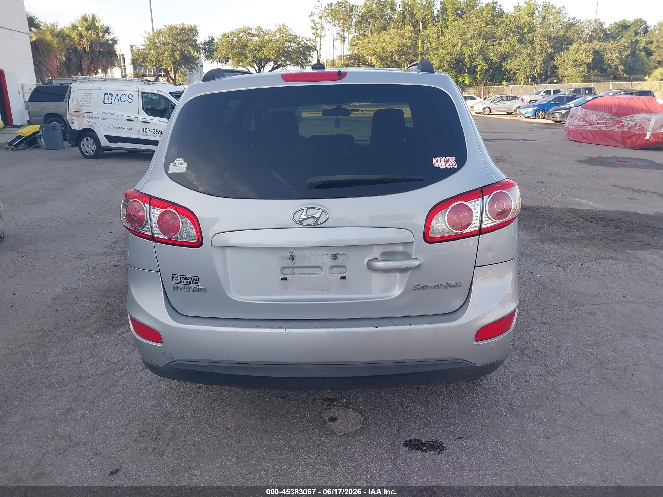 2010 Hyundai Santa Fe Gls Silver vin: 5NMSG3AB9AH368331