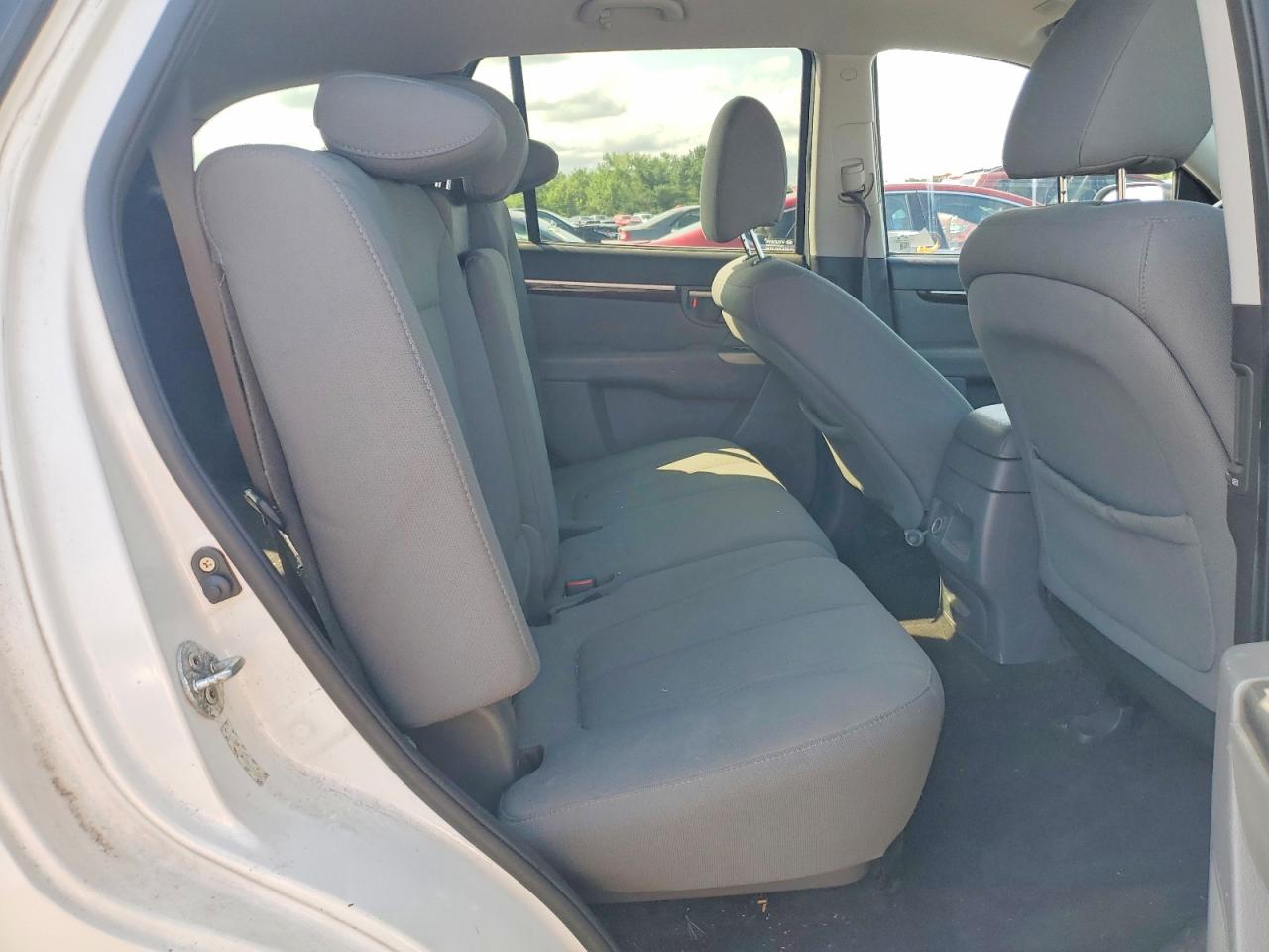 2010 Hyundai Santa Fe Gls White vin: 5NMSG3AB9AH414756