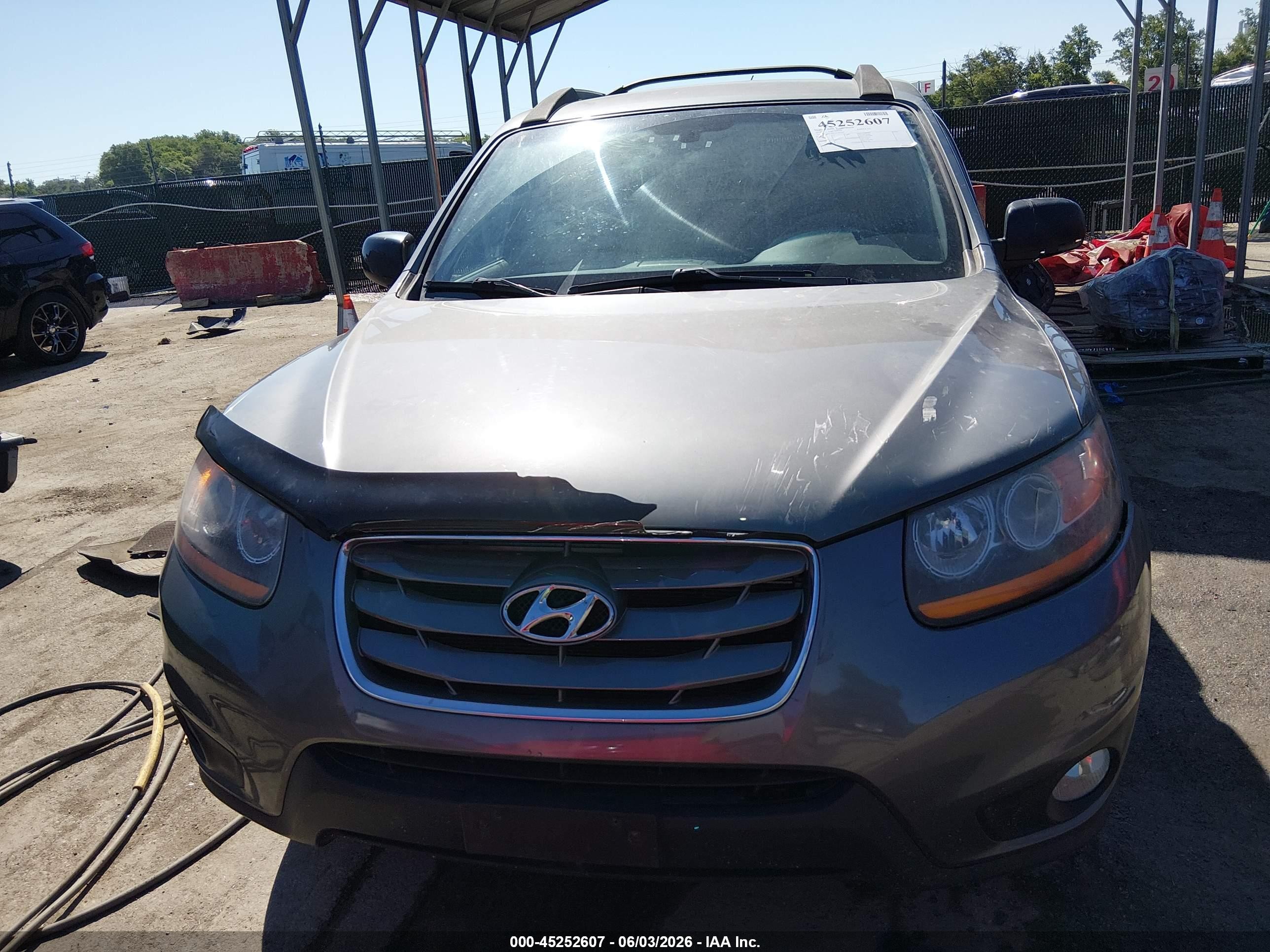 2010 Hyundai Santa Fe Gls Gray vin: 5NMSG3ABXAH386692