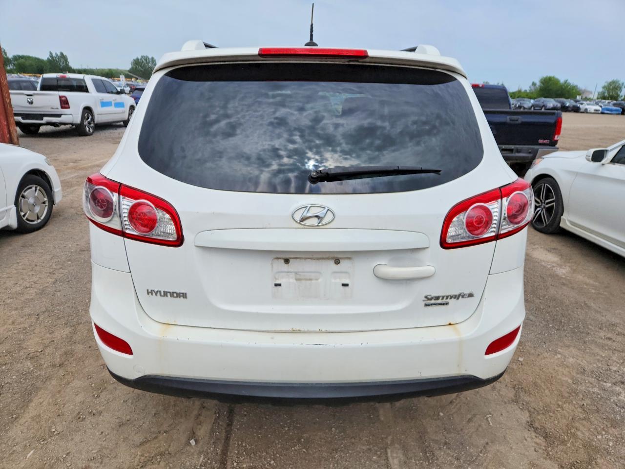 2010 Hyundai Santa Fe Gls White vin: 5NMSG4AG3AH410624