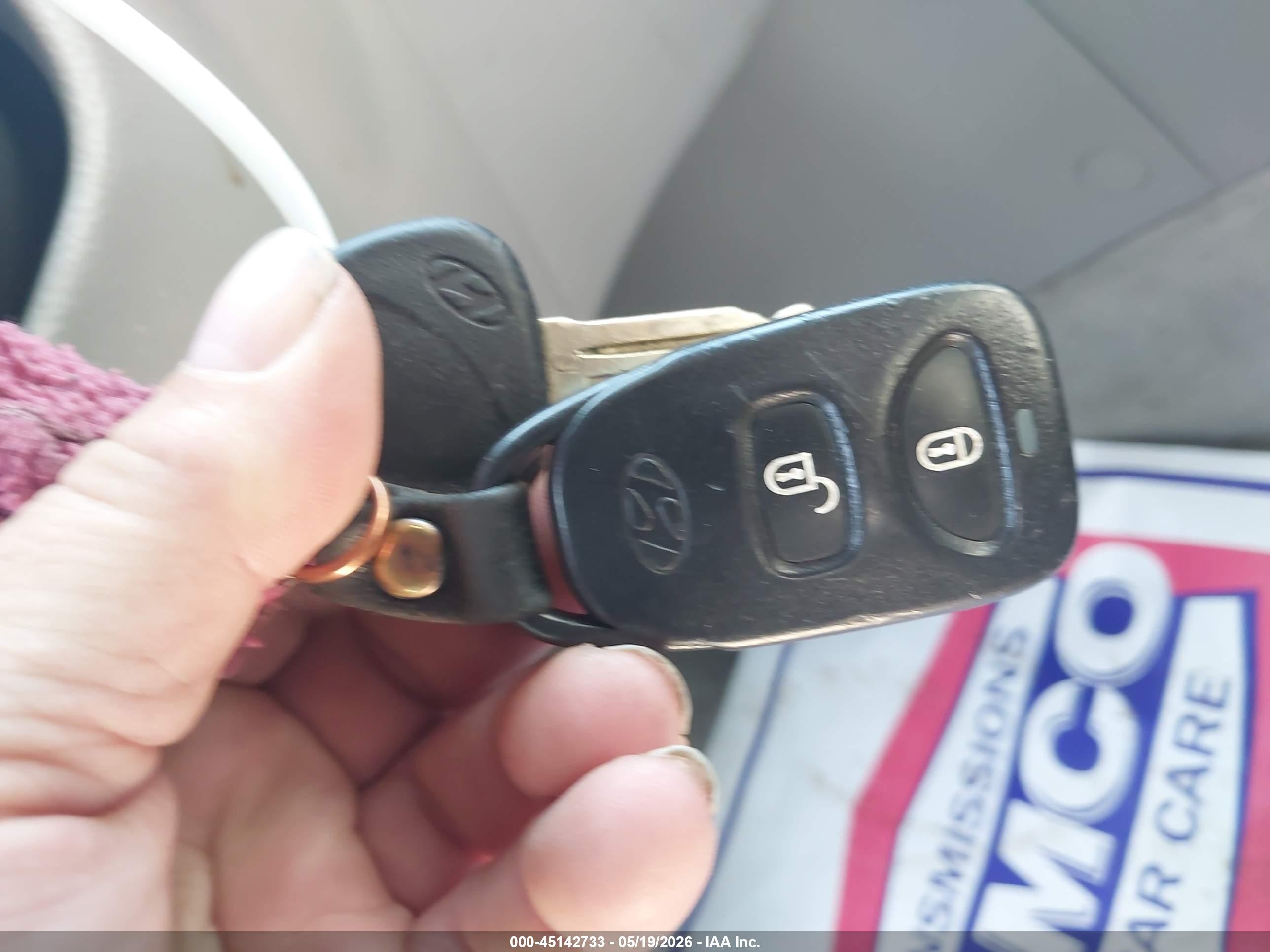 2007 Hyundai Santa Fe Gls Серебряный vin: 5NMSG73D07H102596