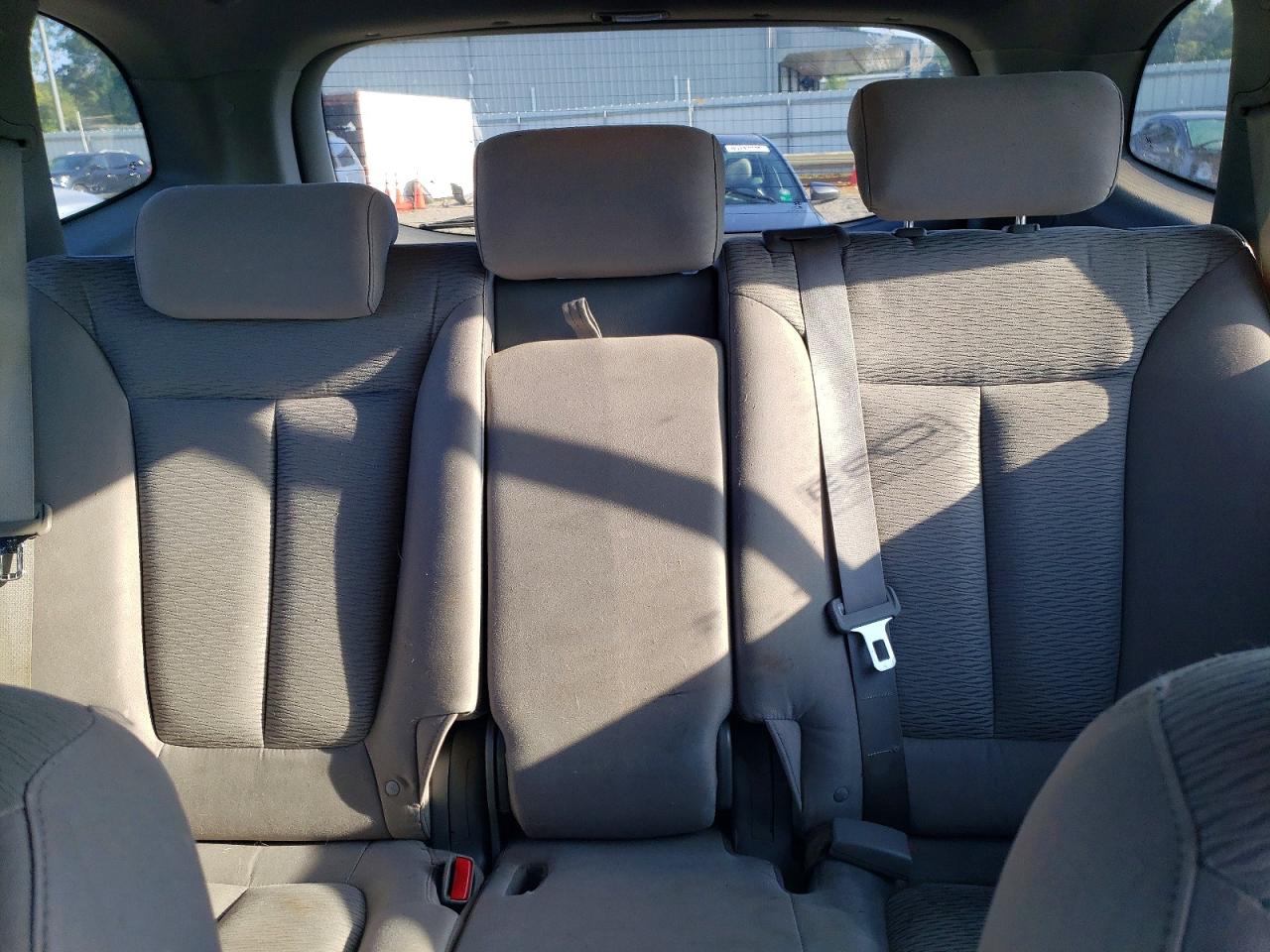 2007 Hyundai Santa Fe Gls Silver vin: 5NMSG73D27H050131