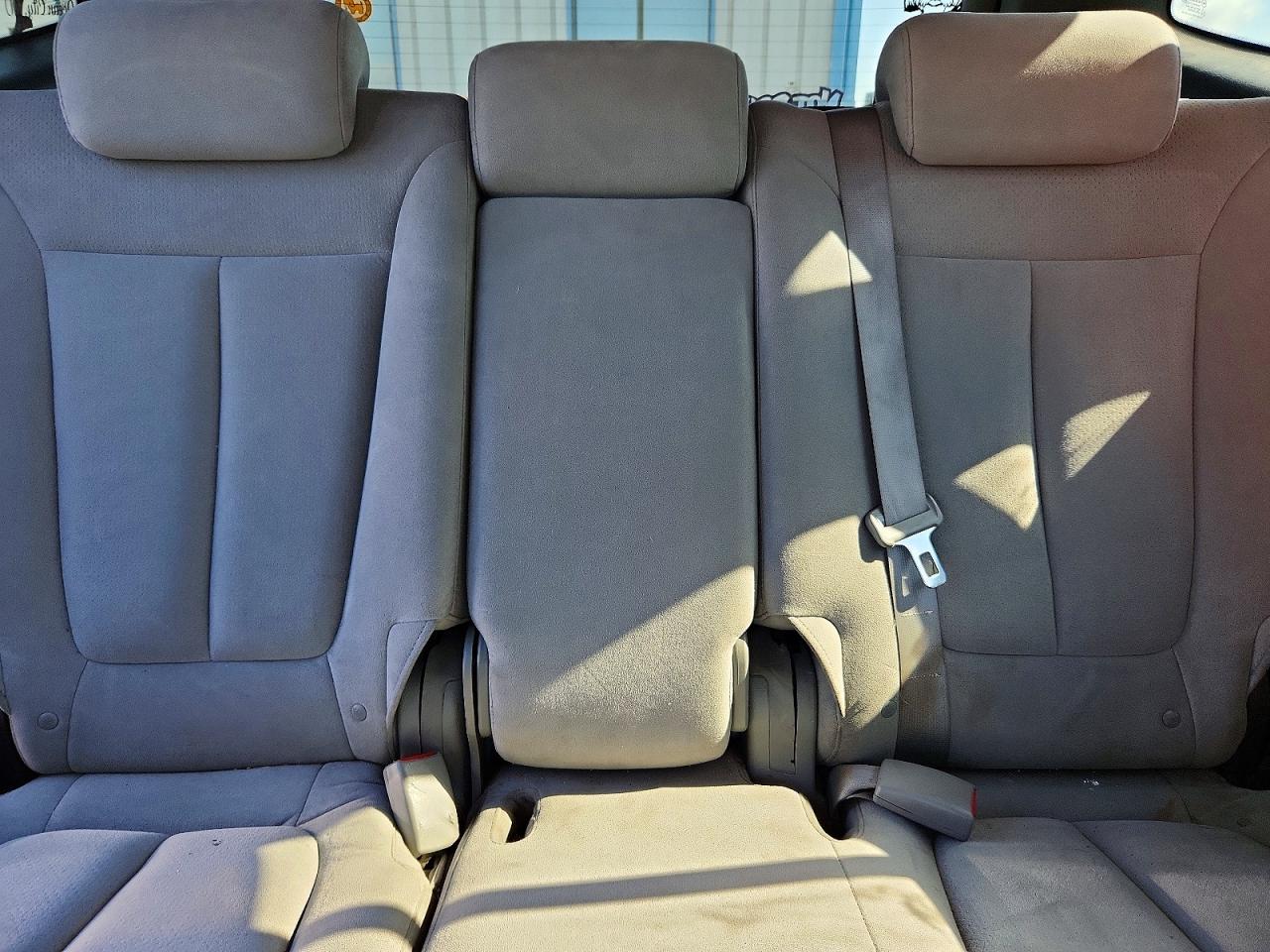 2009 Hyundai Santa Fe Gls Silver vin: 5NMSG73D29H279704