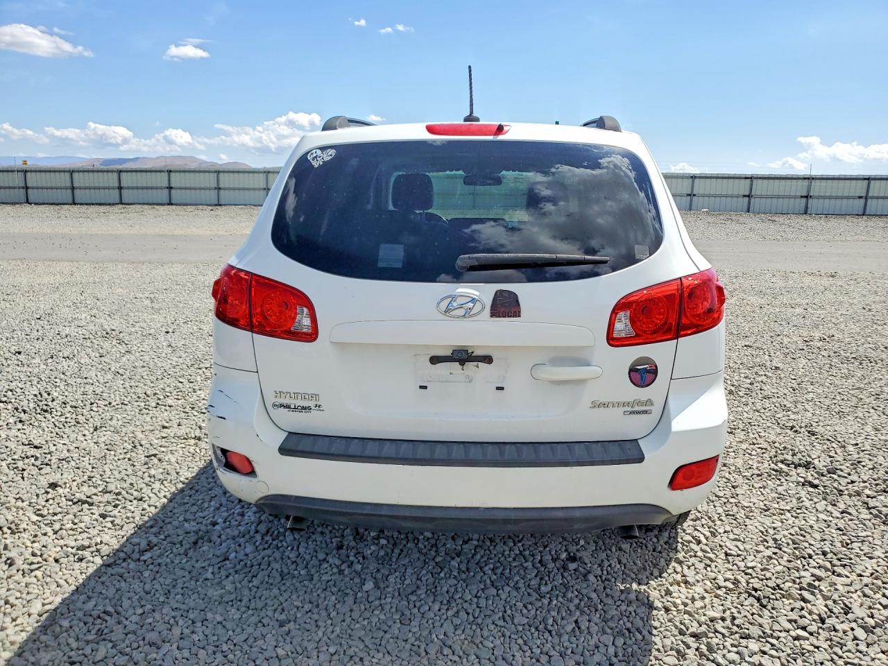 2009 Hyundai Santa Fe Gls White vin: 5NMSG73D29H302642