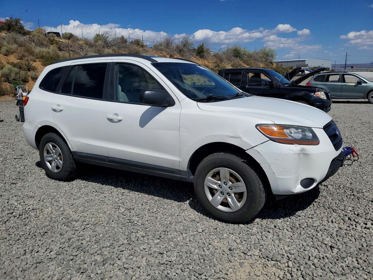 2009 Hyundai Santa Fe Gls White vin: 5NMSG73D29H302642