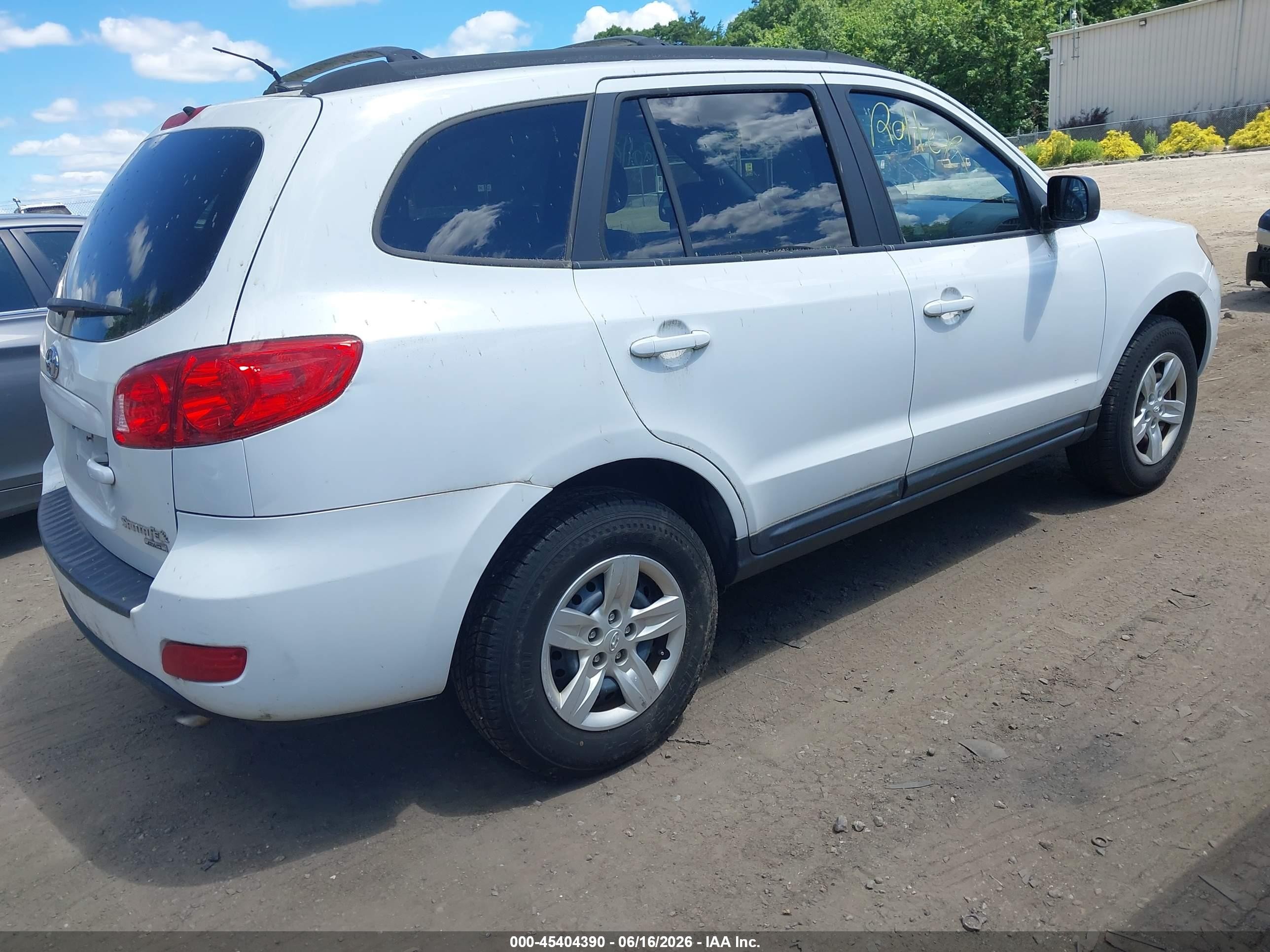 2009 Hyundai Santa Fe Gls White vin: 5NMSG73D49H253072
