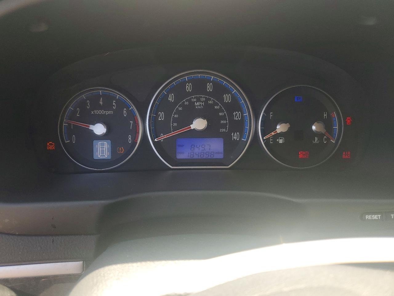 2008 Hyundai Santa Fe Gls Silver vin: 5NMSG73D58H206521