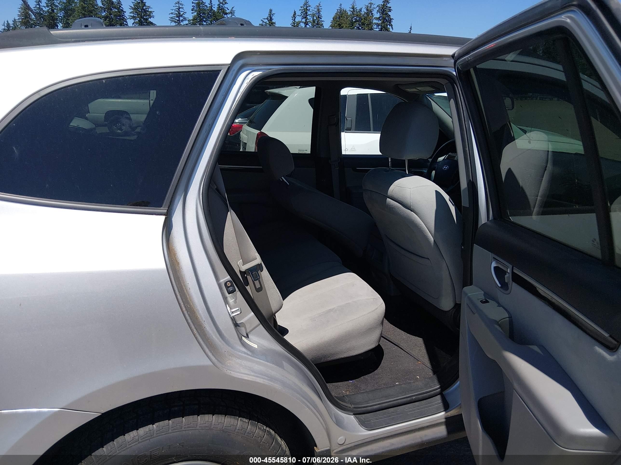 2009 Hyundai Santa Fe Gls Silver vin: 5NMSG73D69H259973