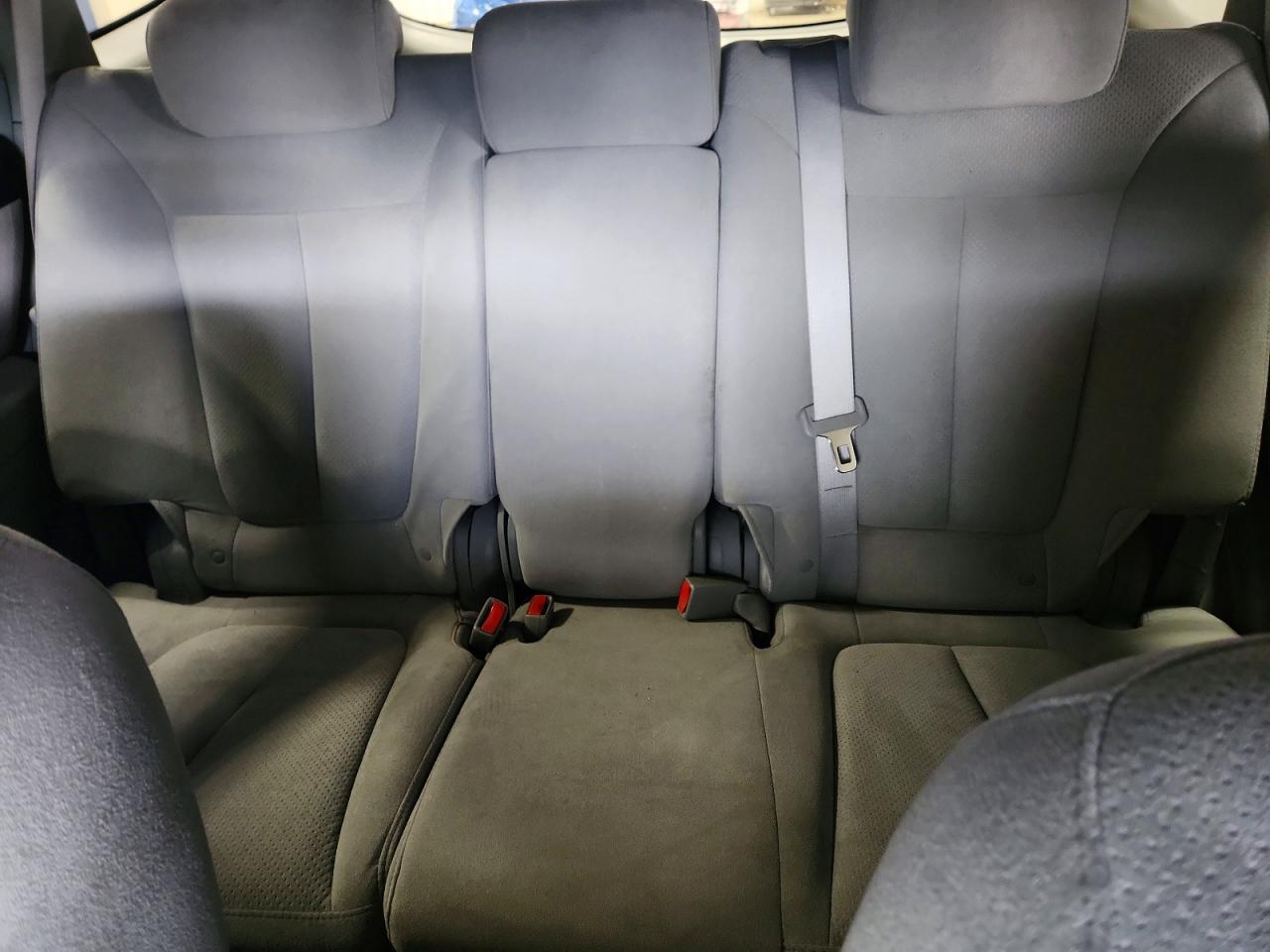 2008 Hyundai Santa Fe Gls Silver vin: 5NMSG73D78H134348