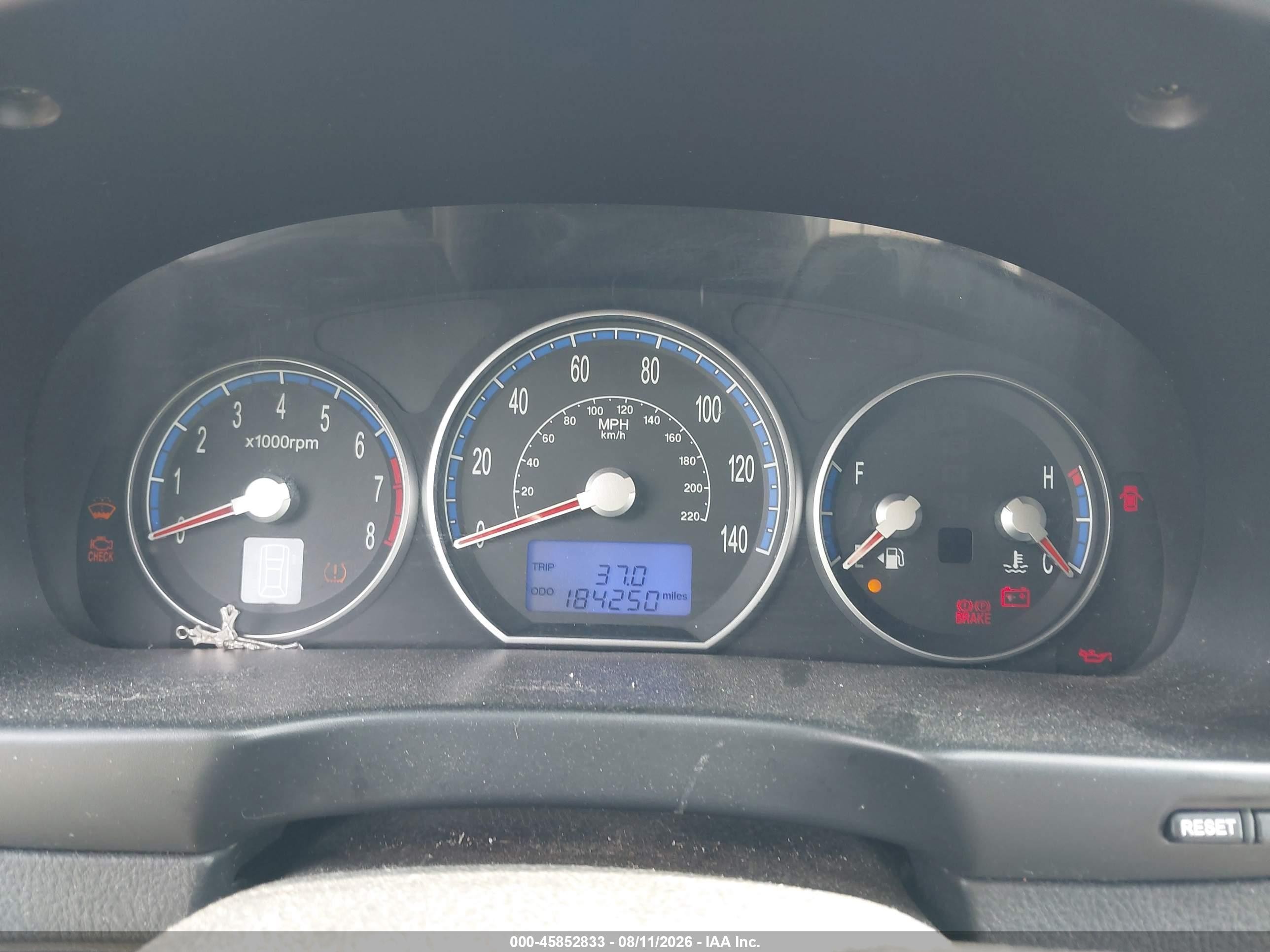 2008 Hyundai Santa Fe Gls Silver vin: 5NMSG73D78H199135