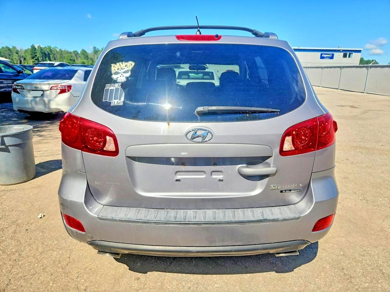 2007 Hyundai Santa Fe Gl Silver vin: 5NMSG73E37H056920