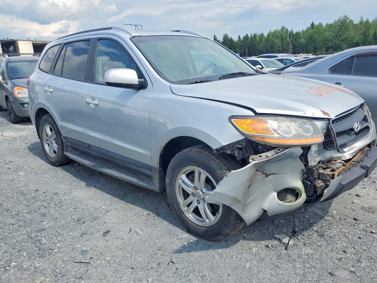 2009 Hyundai Santa Fe Gl Silver vin: 5NMSG73E39H314372