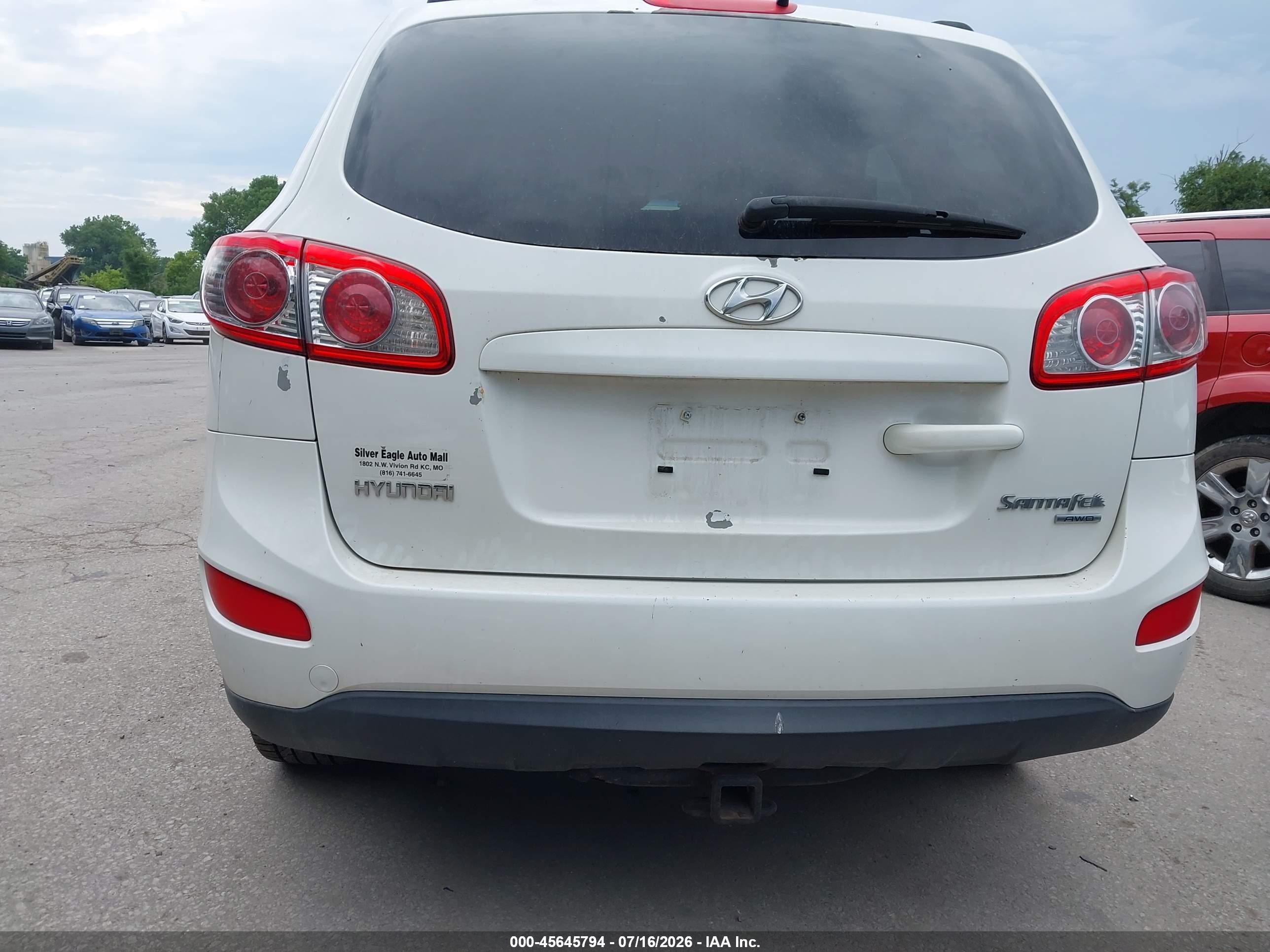 2010 Hyundai Santa Fe Gls White vin: 5NMSGDAB1AH367406
