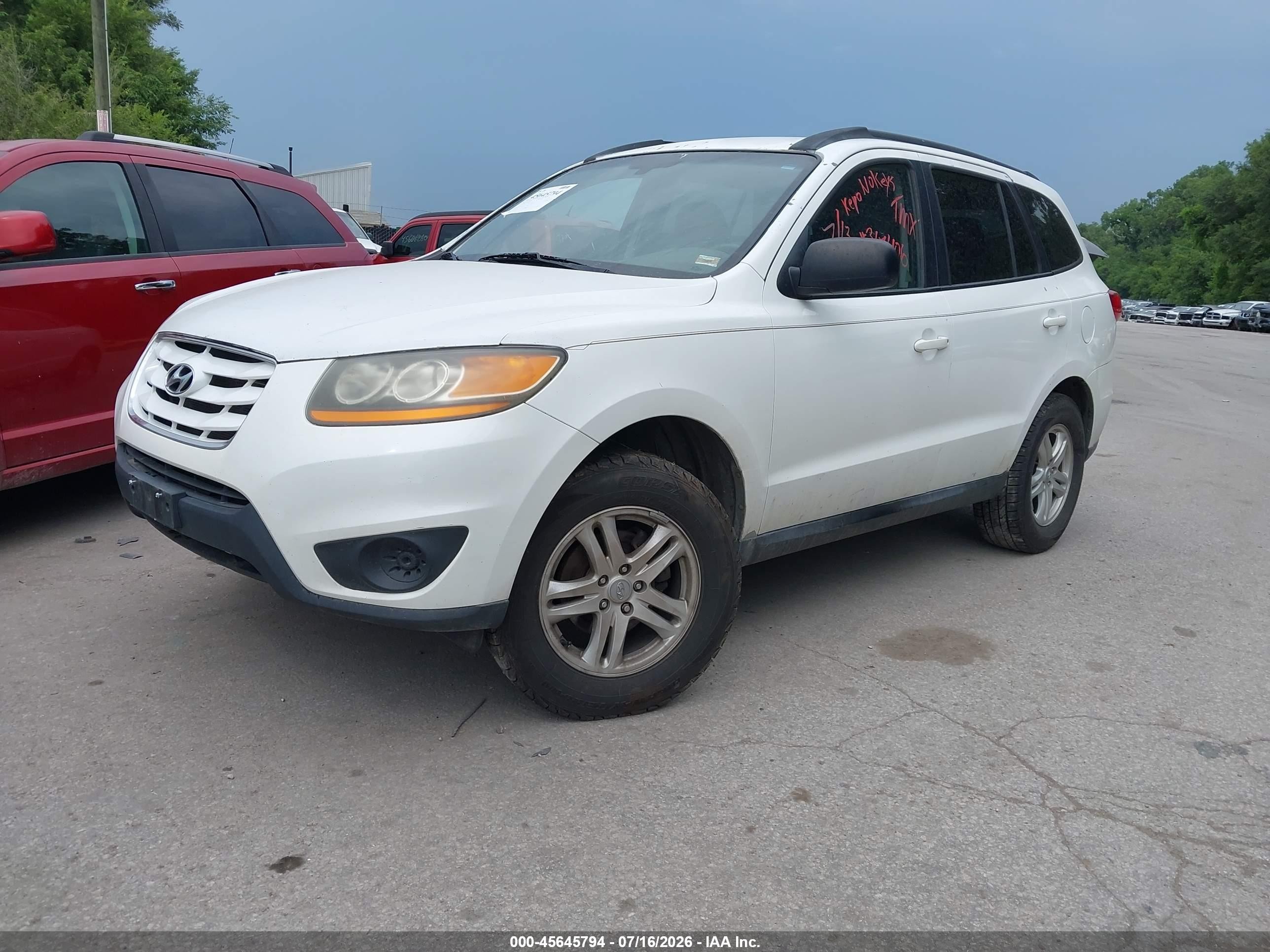 2010 Hyundai Santa Fe Gls White vin: 5NMSGDAB1AH367406