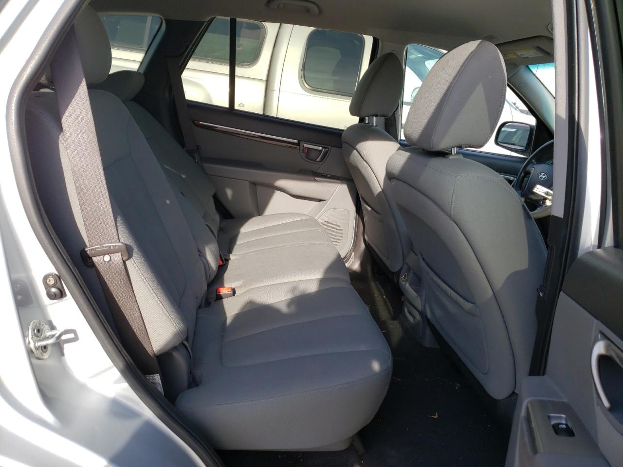 2010 Hyundai Santa Fe Gls Серебряный vin: 5NMSGDAB2AH348721