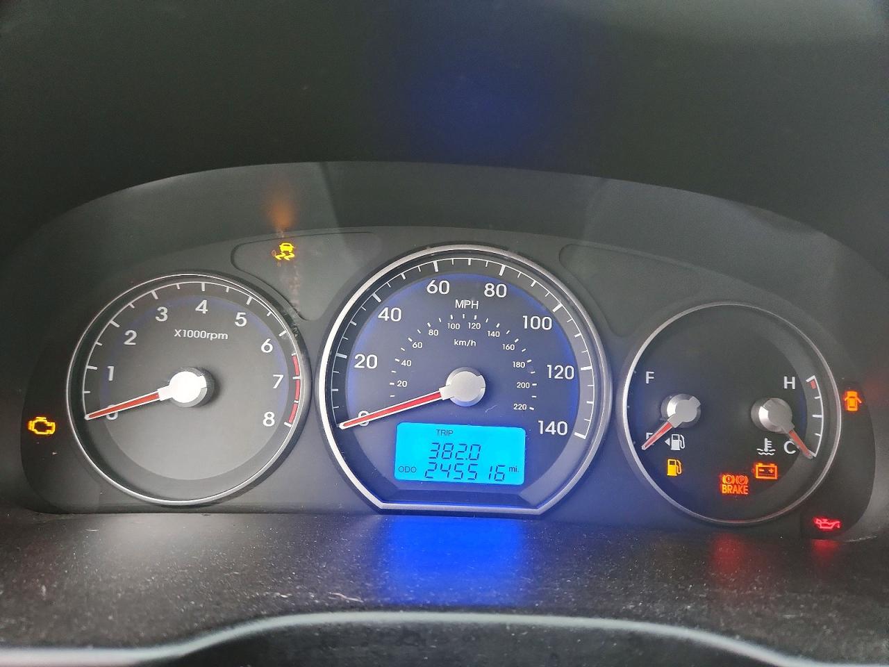 2010 Hyundai Santa Fe Gls White vin: 5NMSGDAB4AH363592