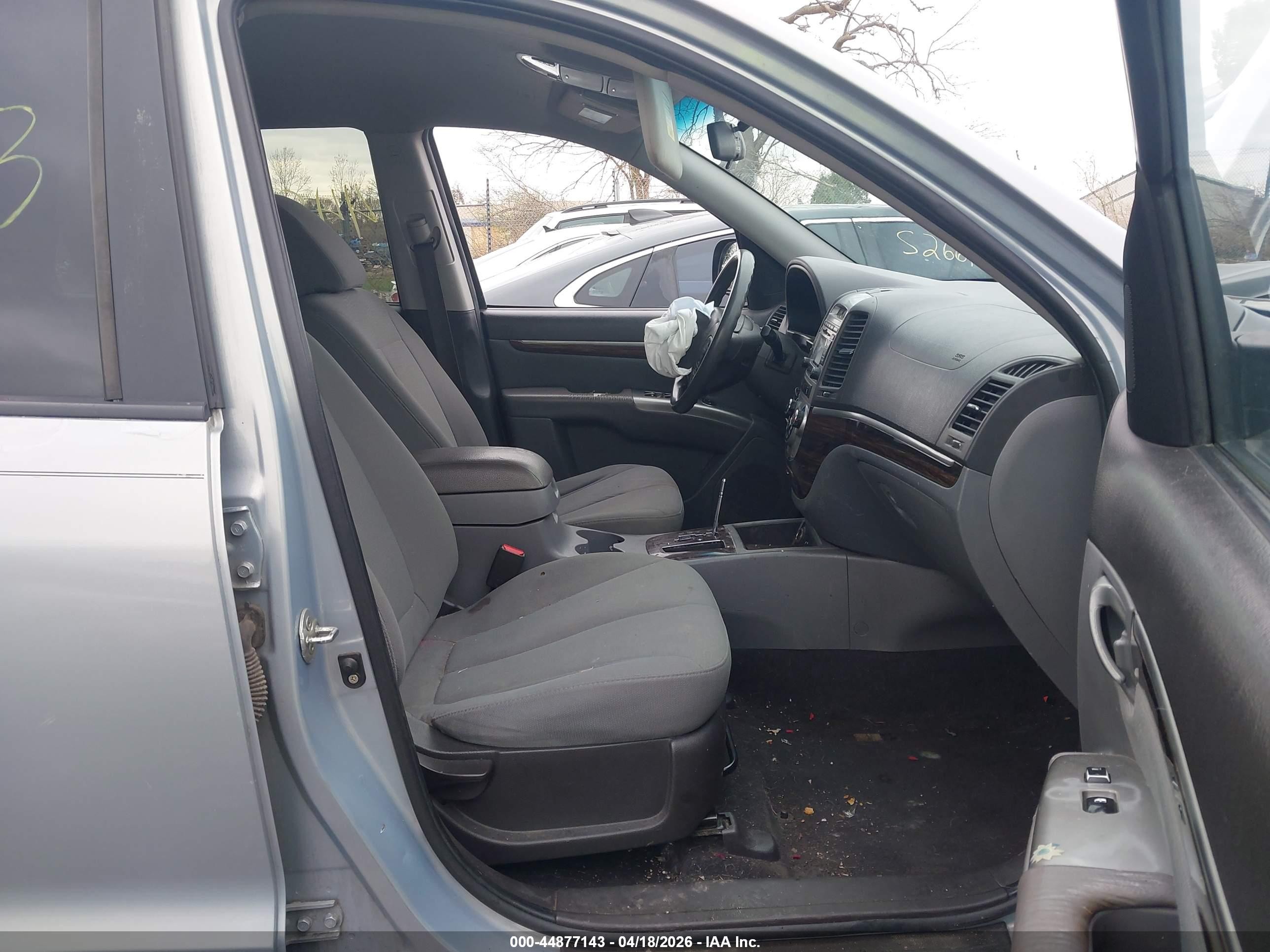 2010 Hyundai Santa Fe Gls Silver vin: 5NMSGDAB4AH367819