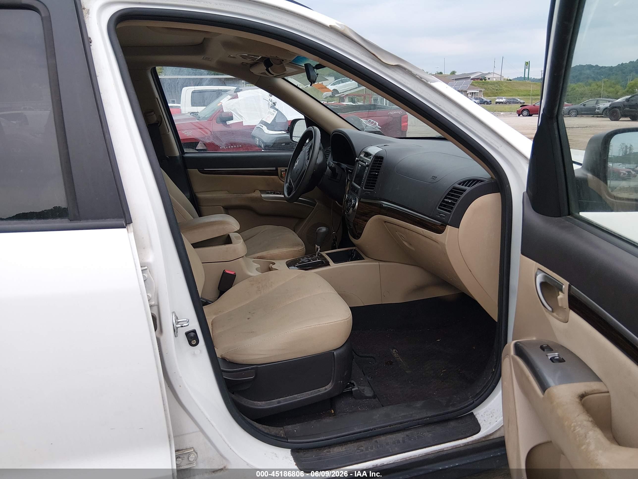 2010 Hyundai Santa Fe Gls White vin: 5NMSGDAB4AH414752