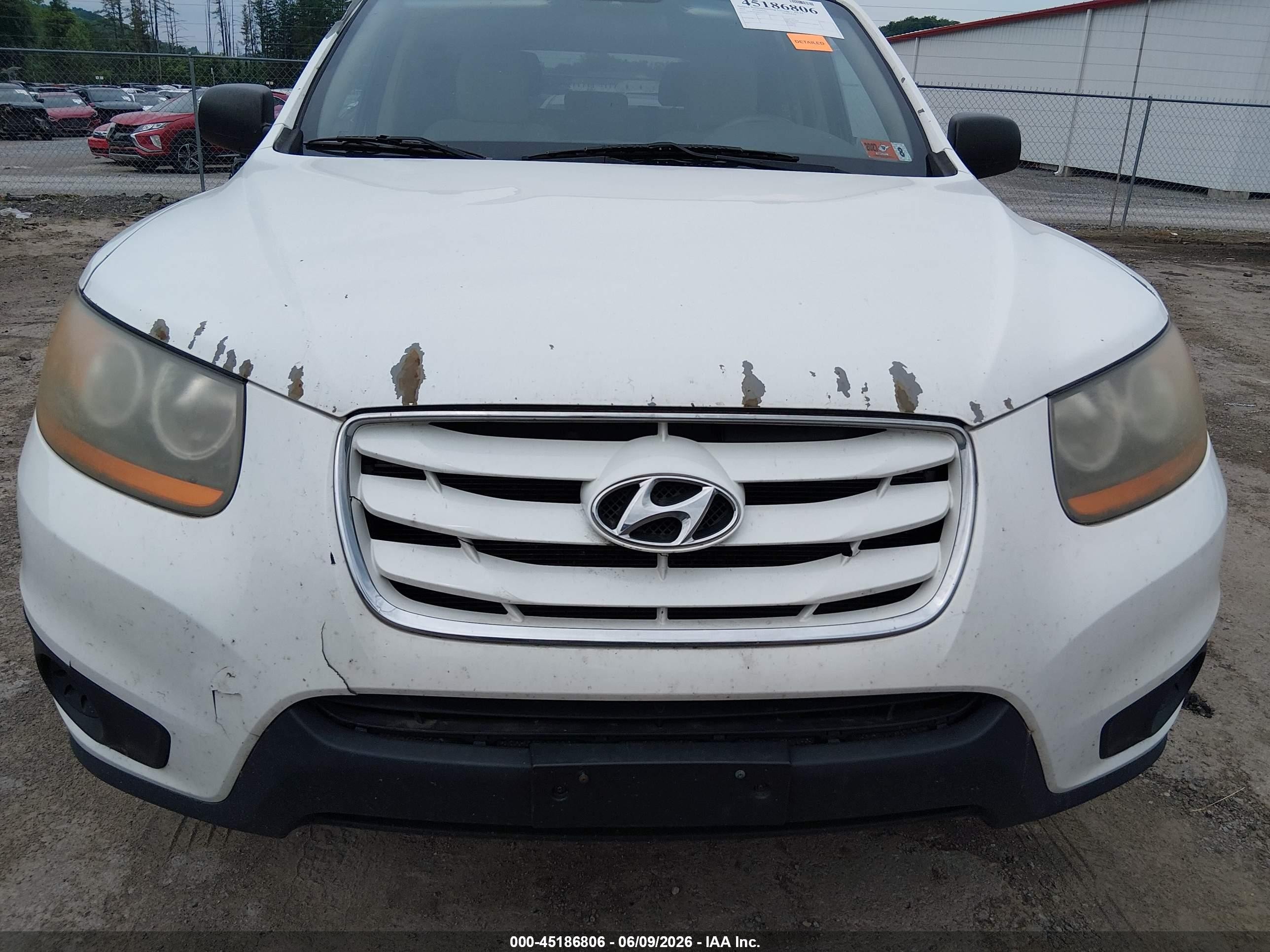 2010 Hyundai Santa Fe Gls White vin: 5NMSGDAB4AH414752