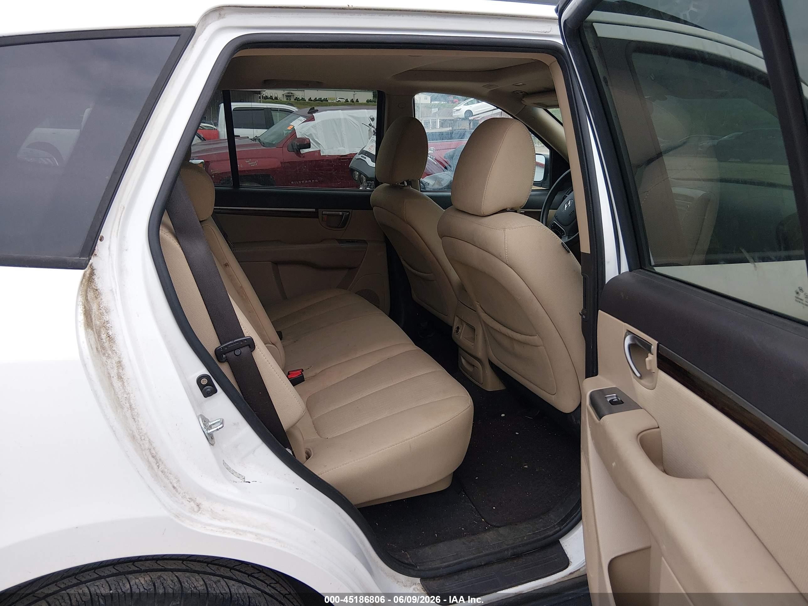 2010 Hyundai Santa Fe Gls White vin: 5NMSGDAB4AH414752